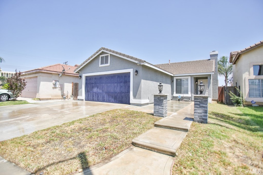 1385 Orange Grove Avenue