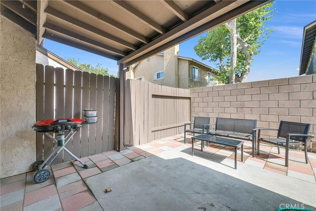 1020 S Mountain Avenue