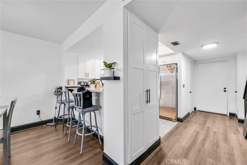 1020 S Mountain Avenue