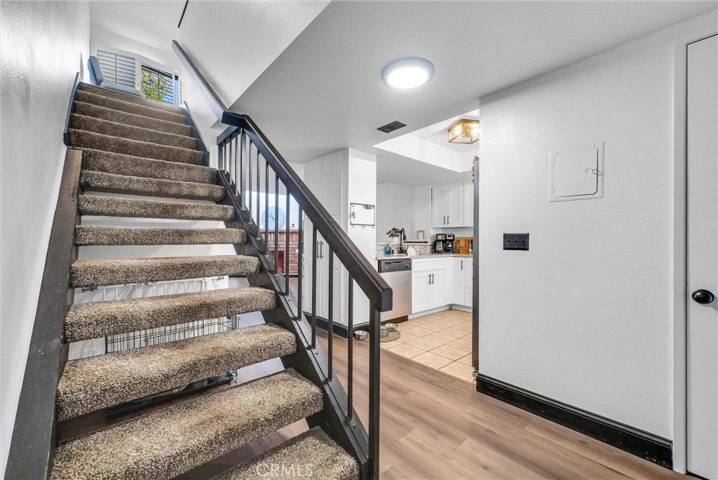 1020 S Mountain Avenue