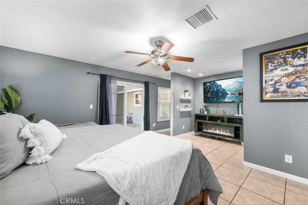 11139 Montlake Drive