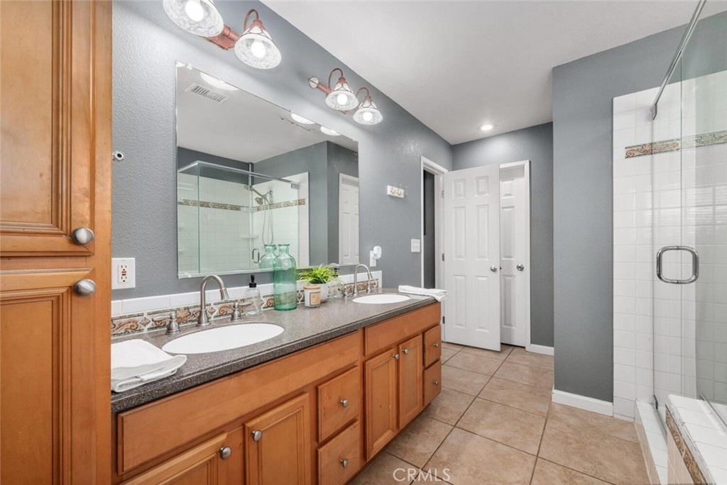 11139 Montlake Drive