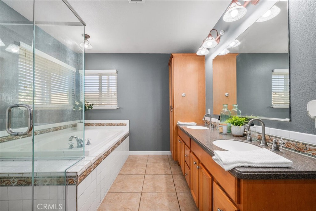 11139 Montlake Drive