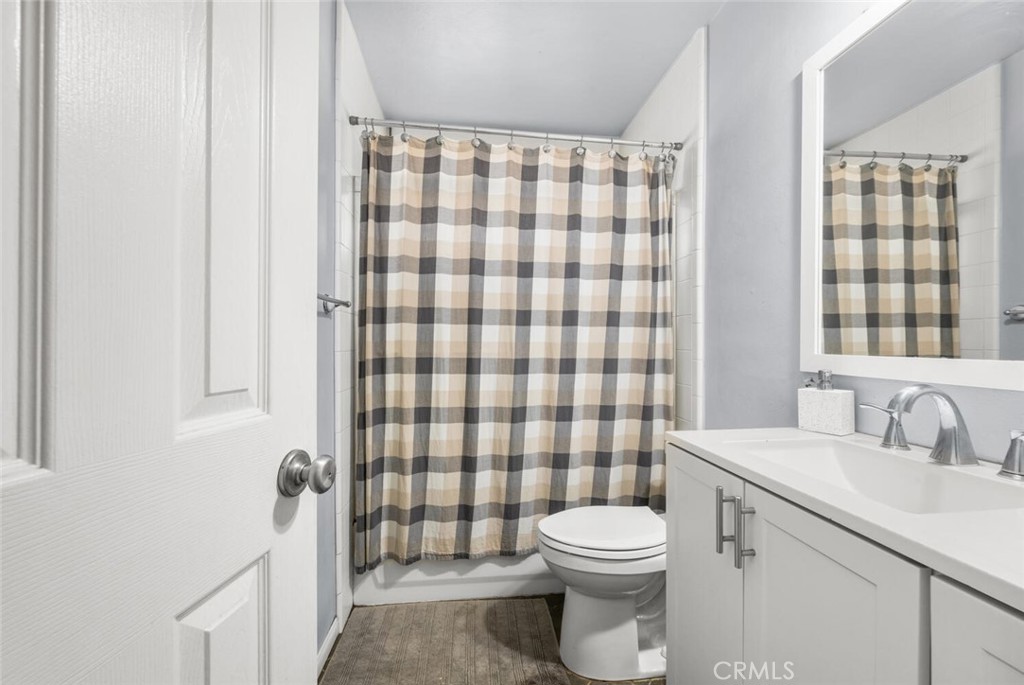 11139 Montlake Drive