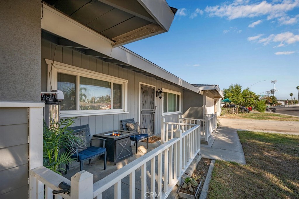 11139 Montlake Drive