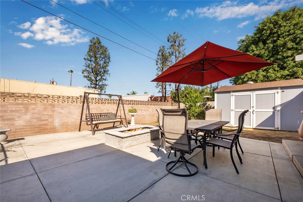 11139 Montlake Drive