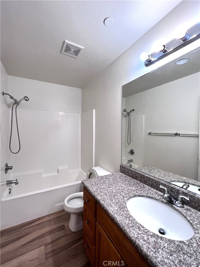 16558 Paine Street 7