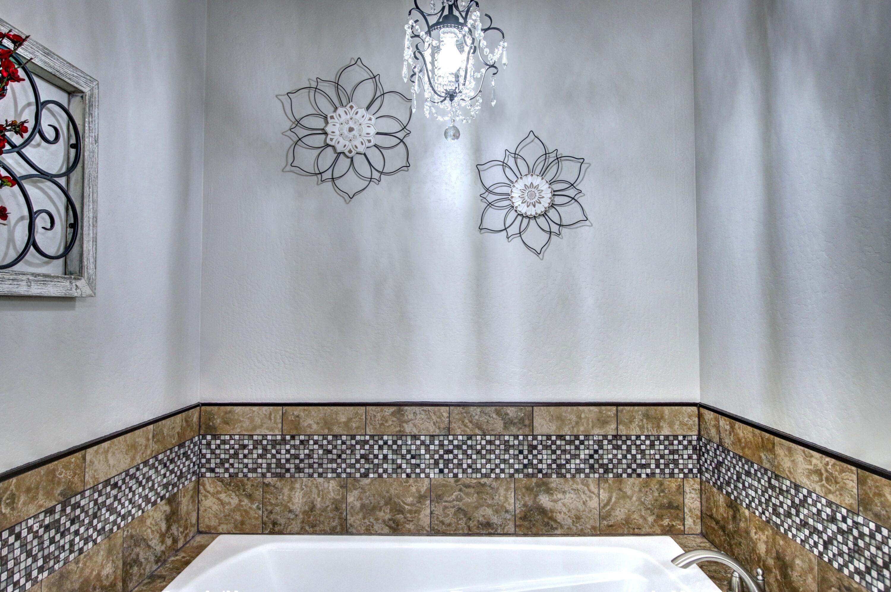 1306 Crestmont Drive