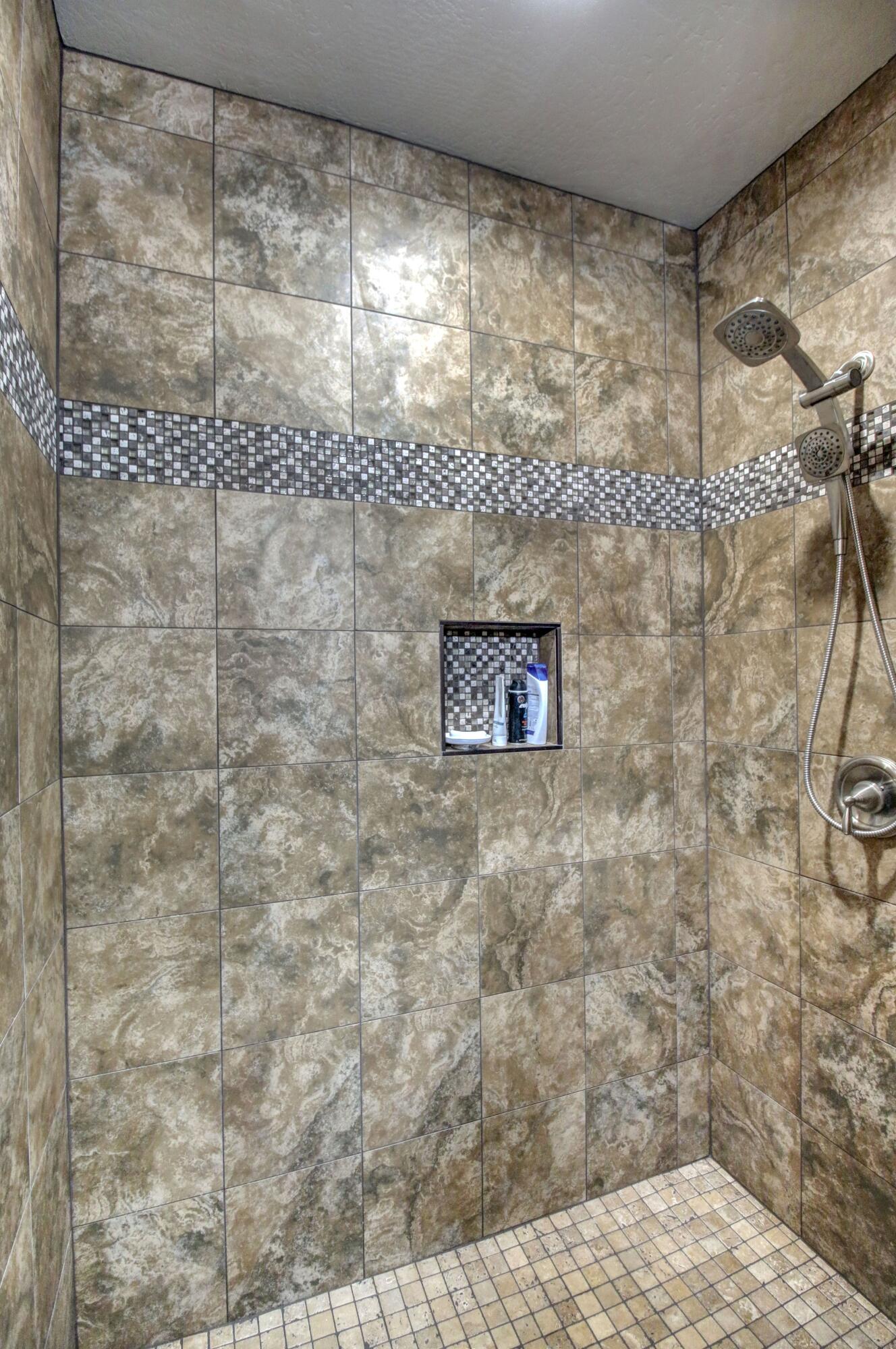 1306 Crestmont Drive