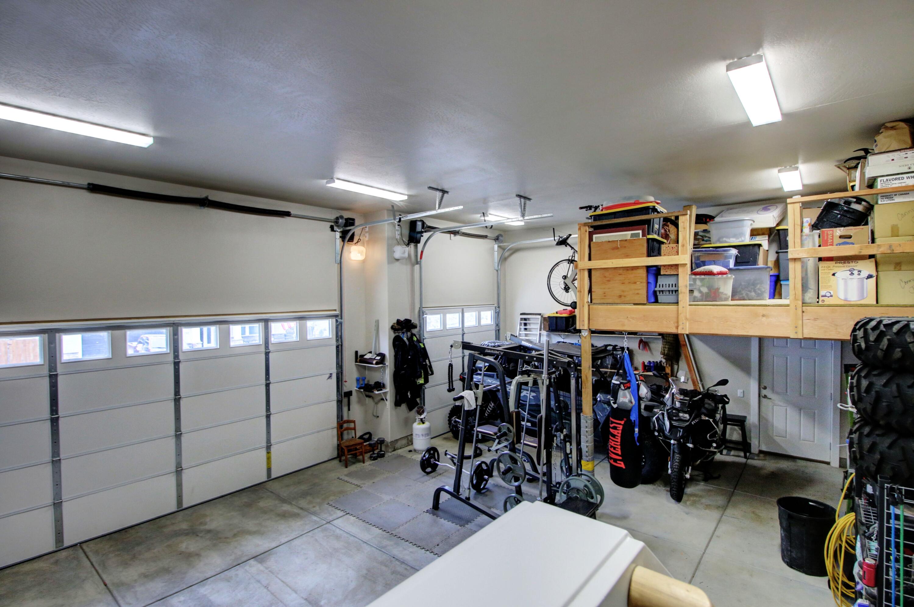 1306 Crestmont Drive