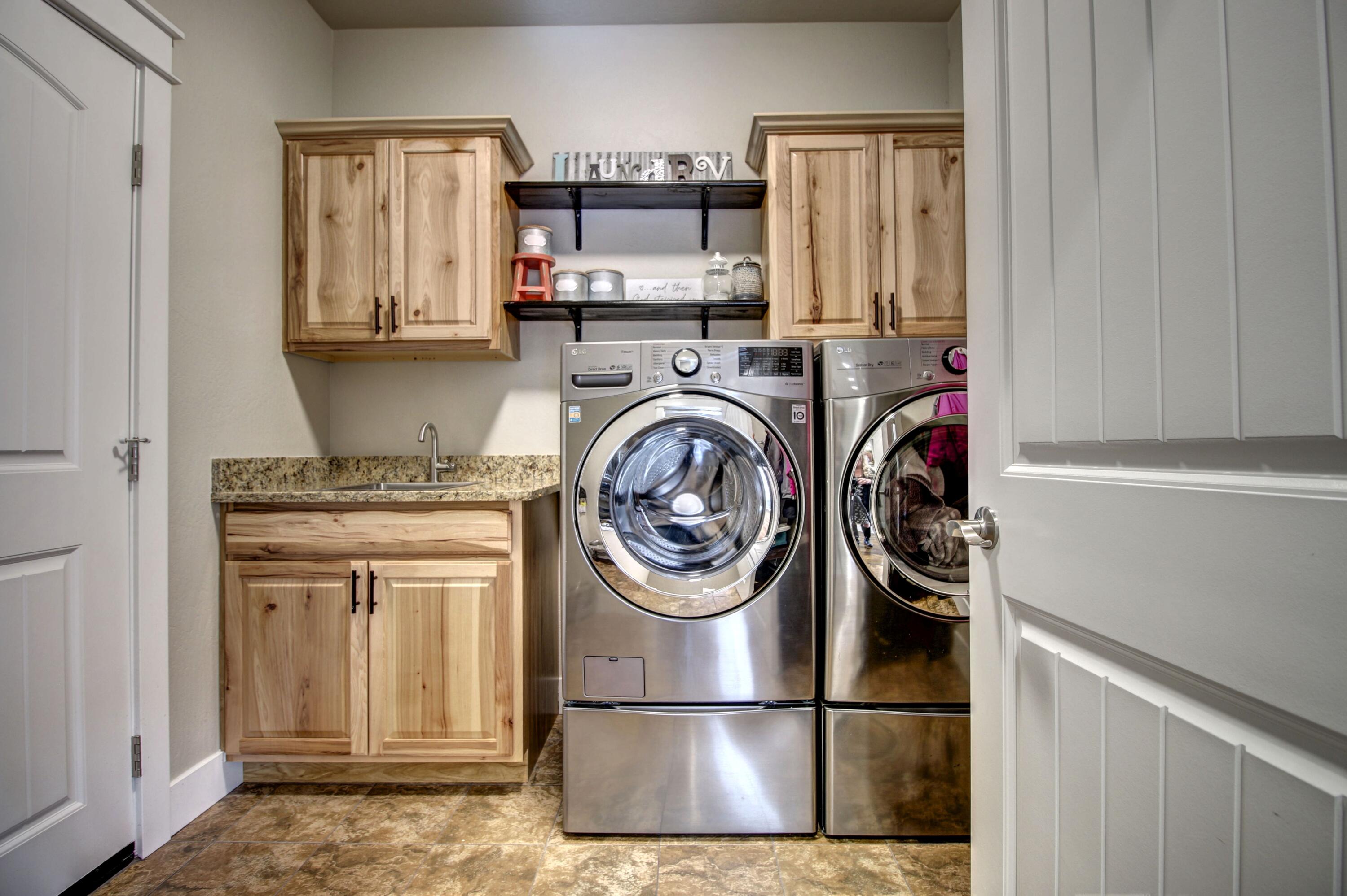 1306 Crestmont Drive