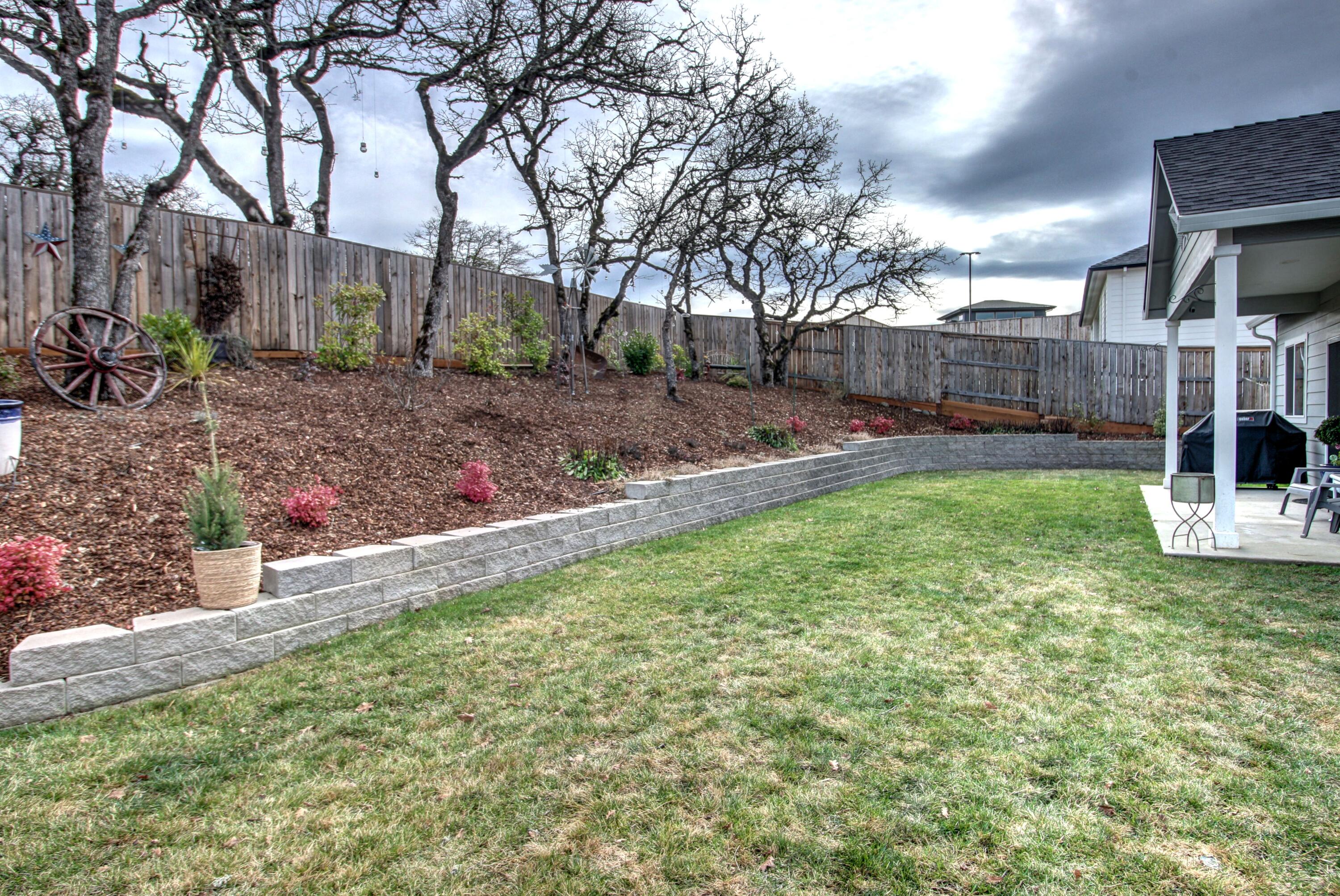 1306 Crestmont Drive