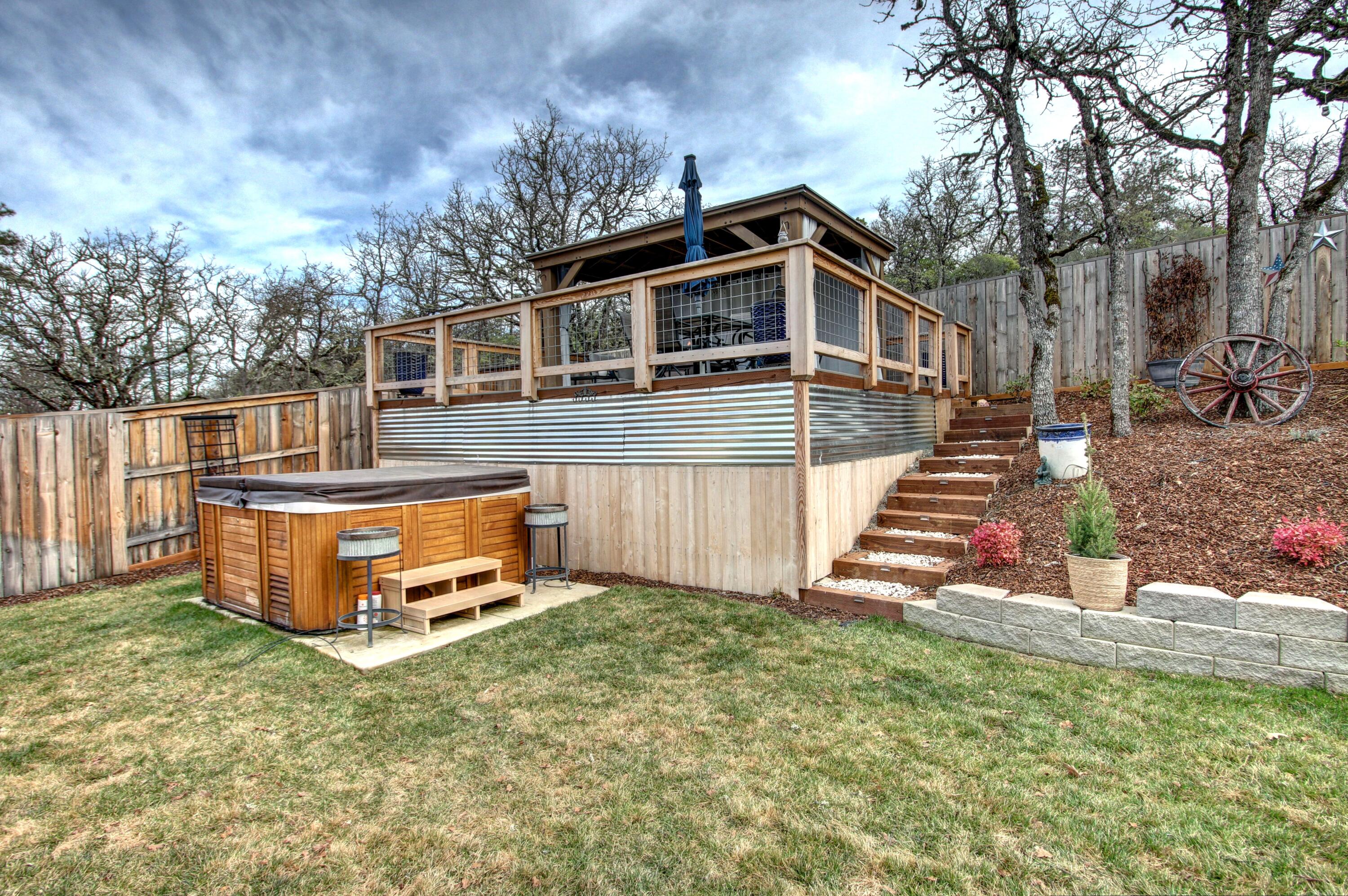 1306 Crestmont Drive