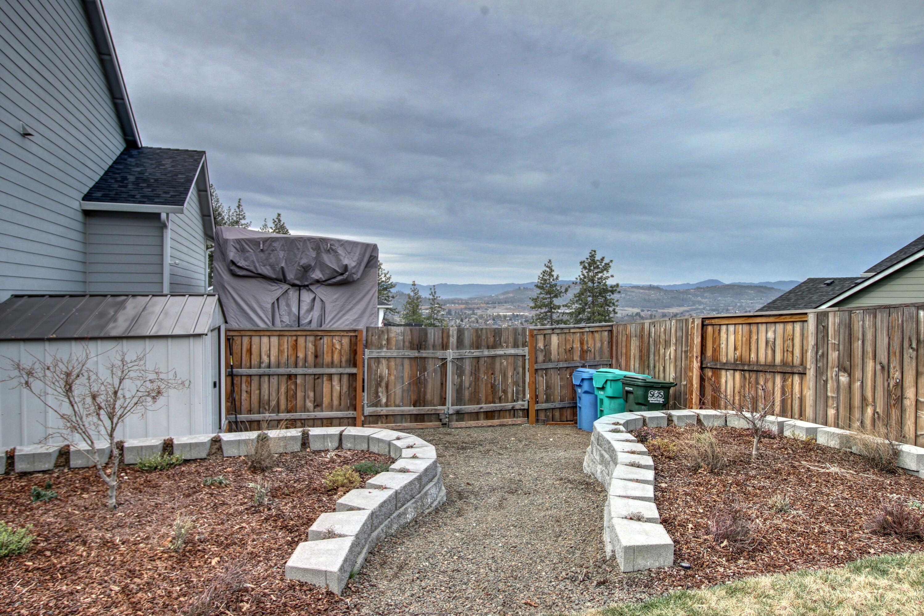 1306 Crestmont Drive