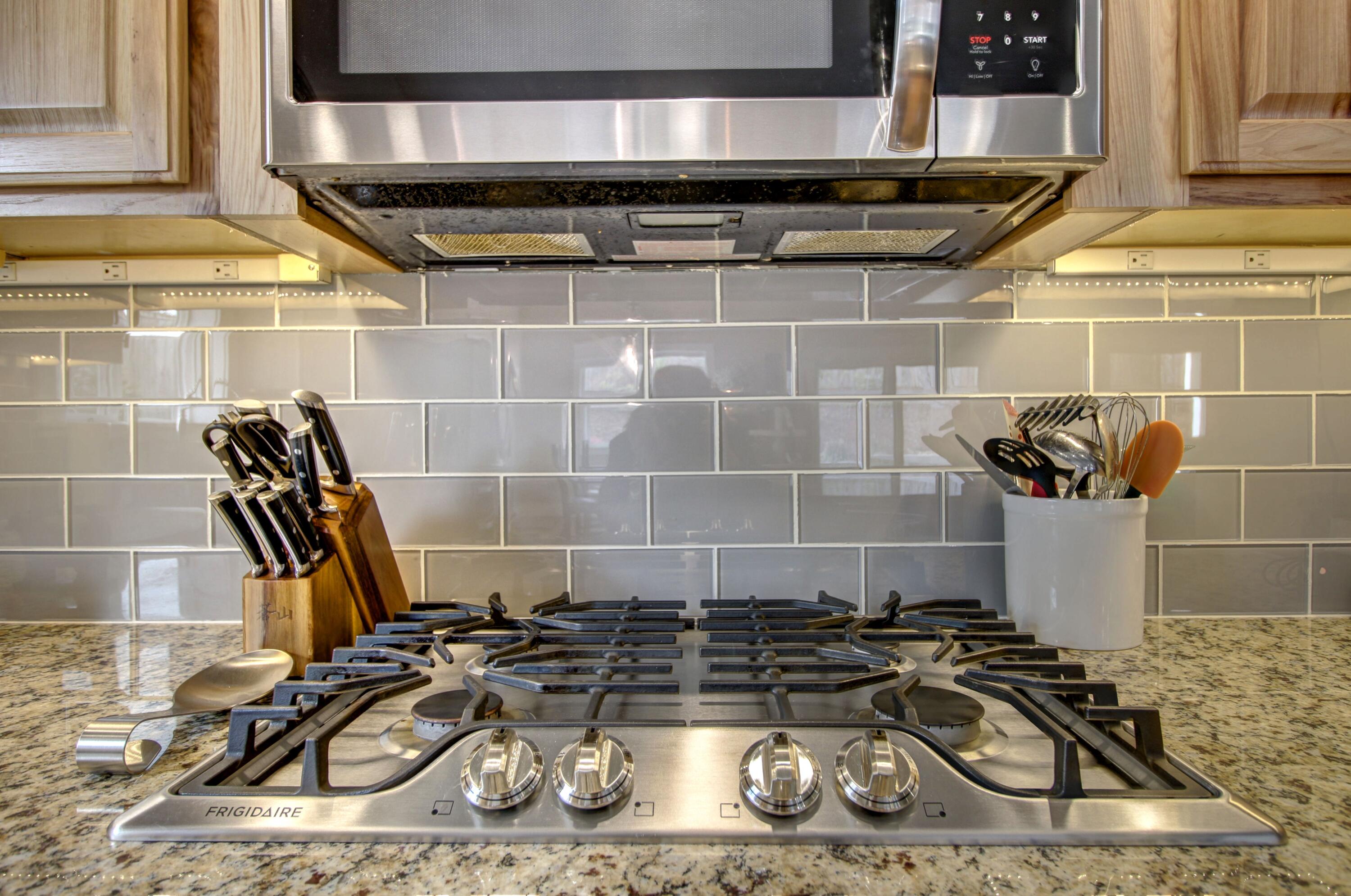 1306 Crestmont Drive