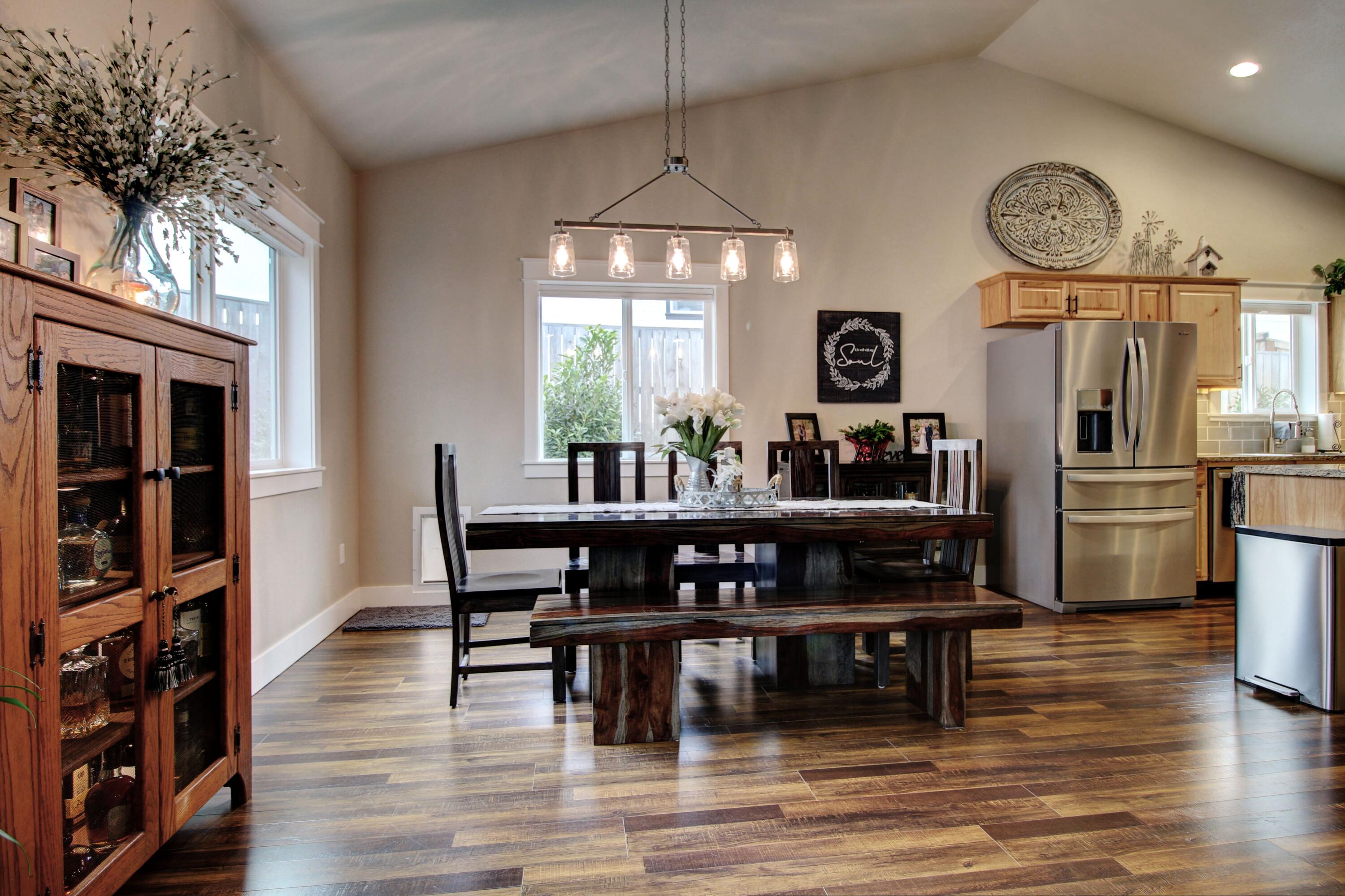 1306 Crestmont Drive