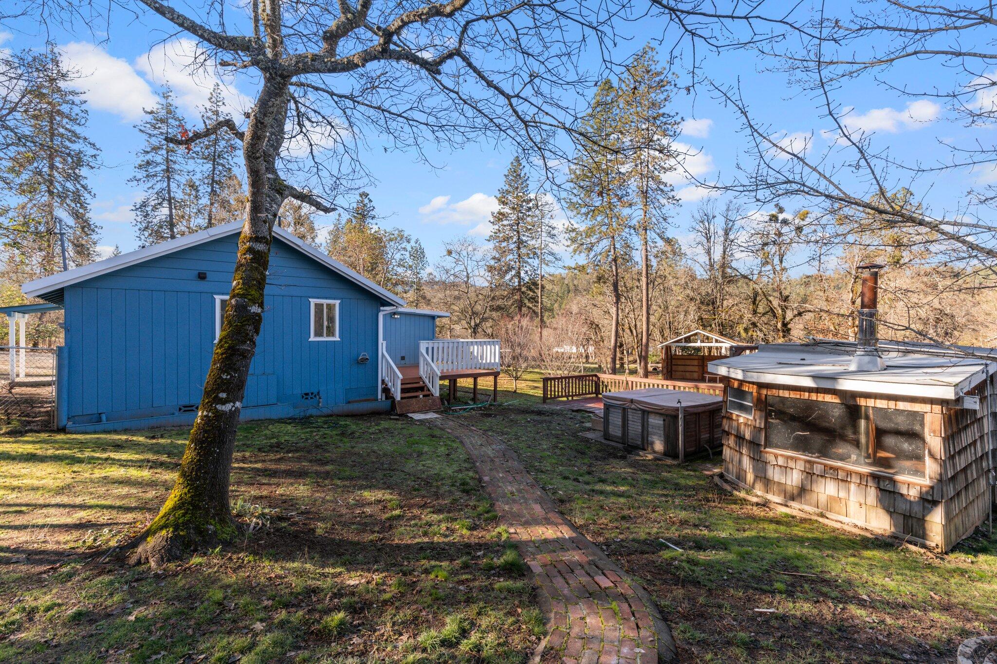 5990 Cloverlawn Drive