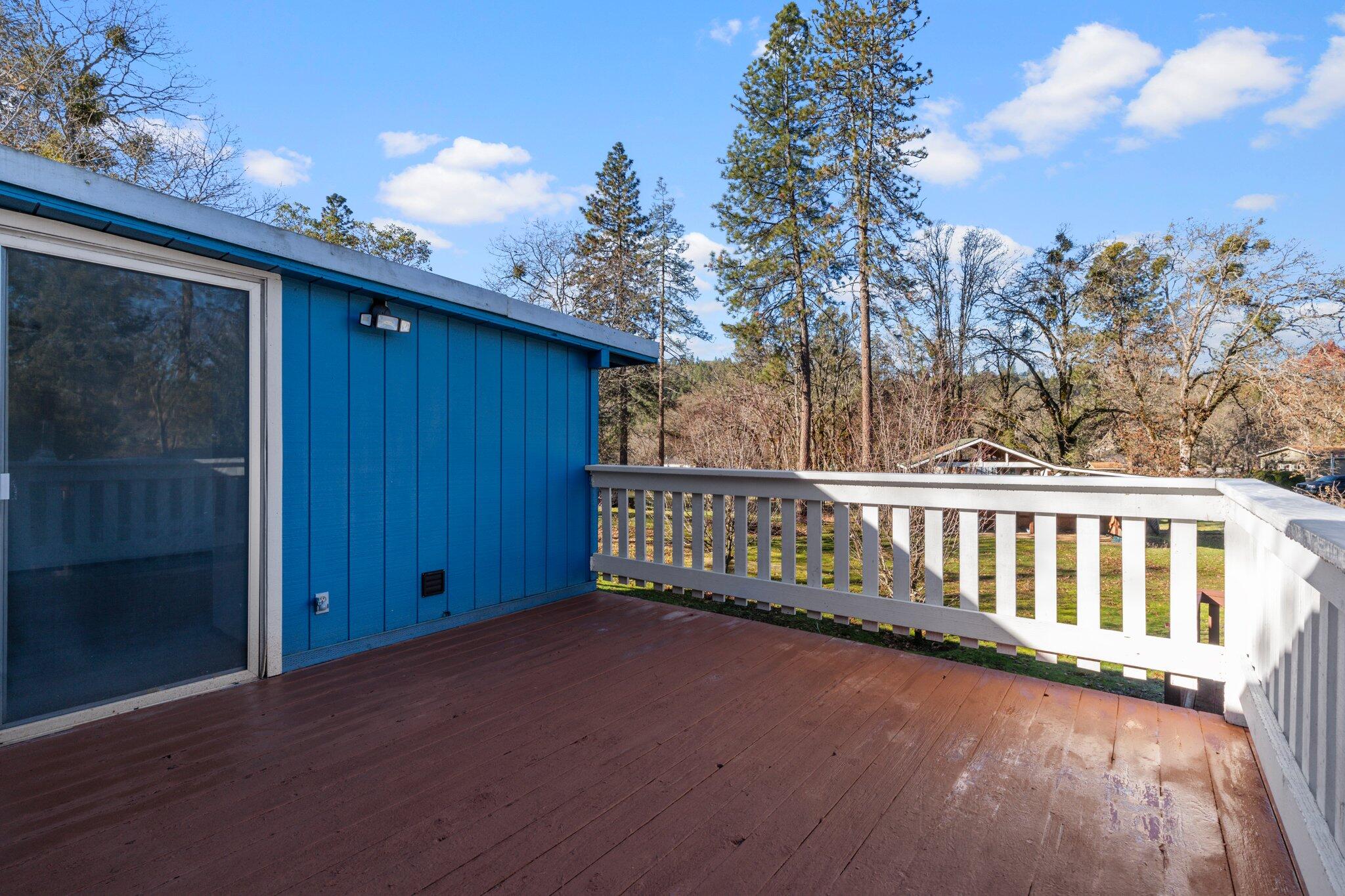 5990 Cloverlawn Drive