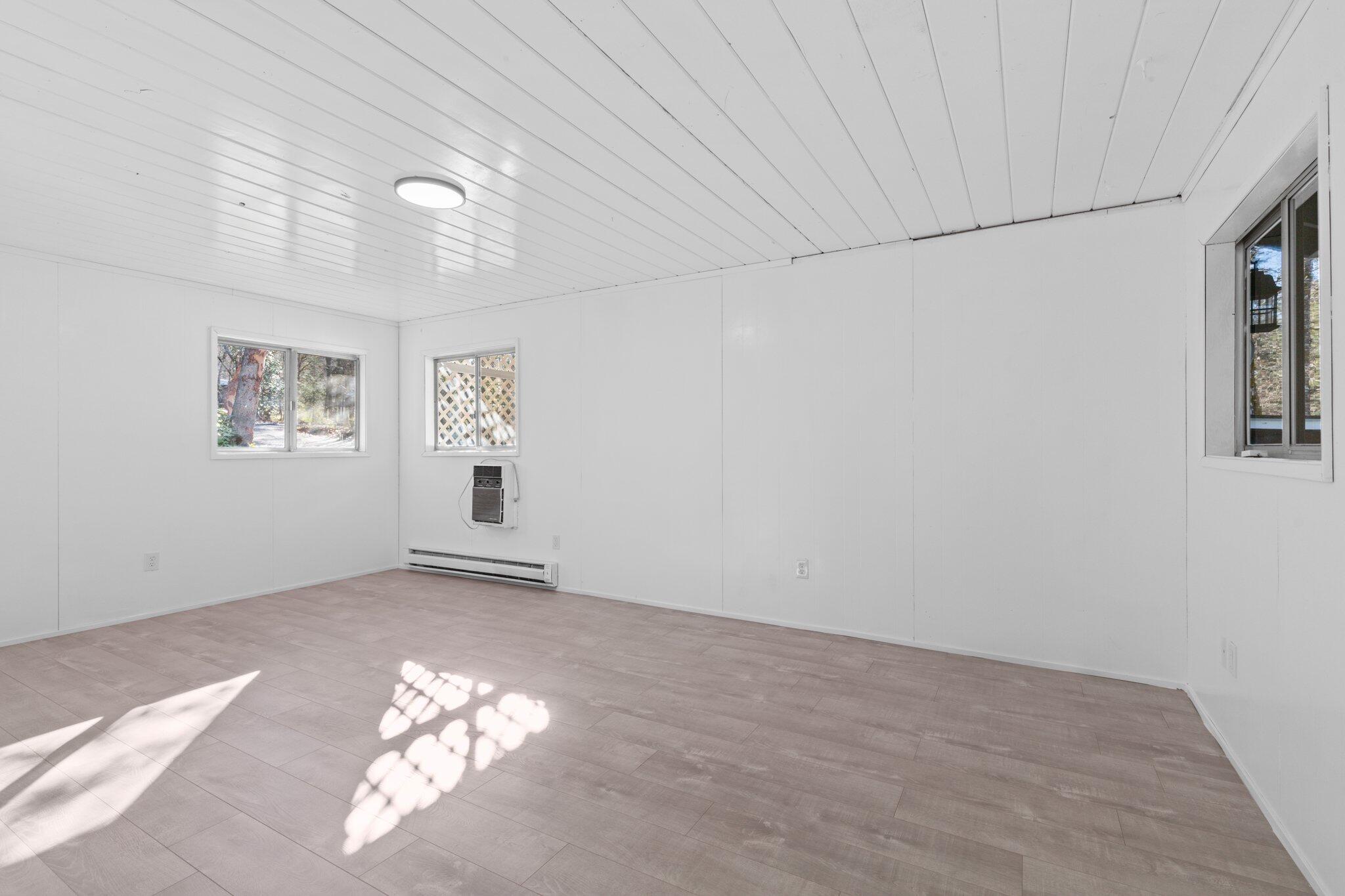 5990 Cloverlawn Drive