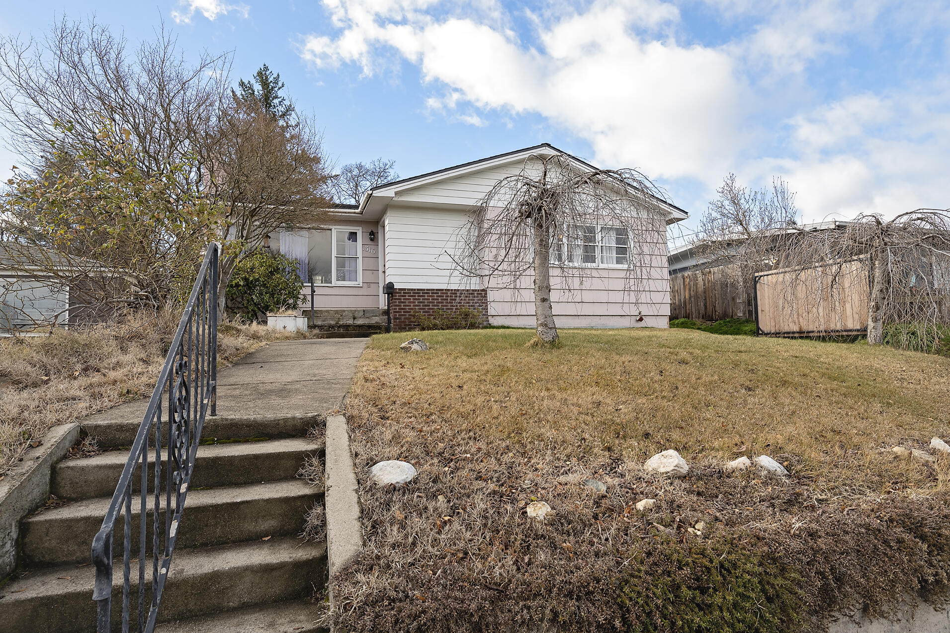 1316 E Jackson Street