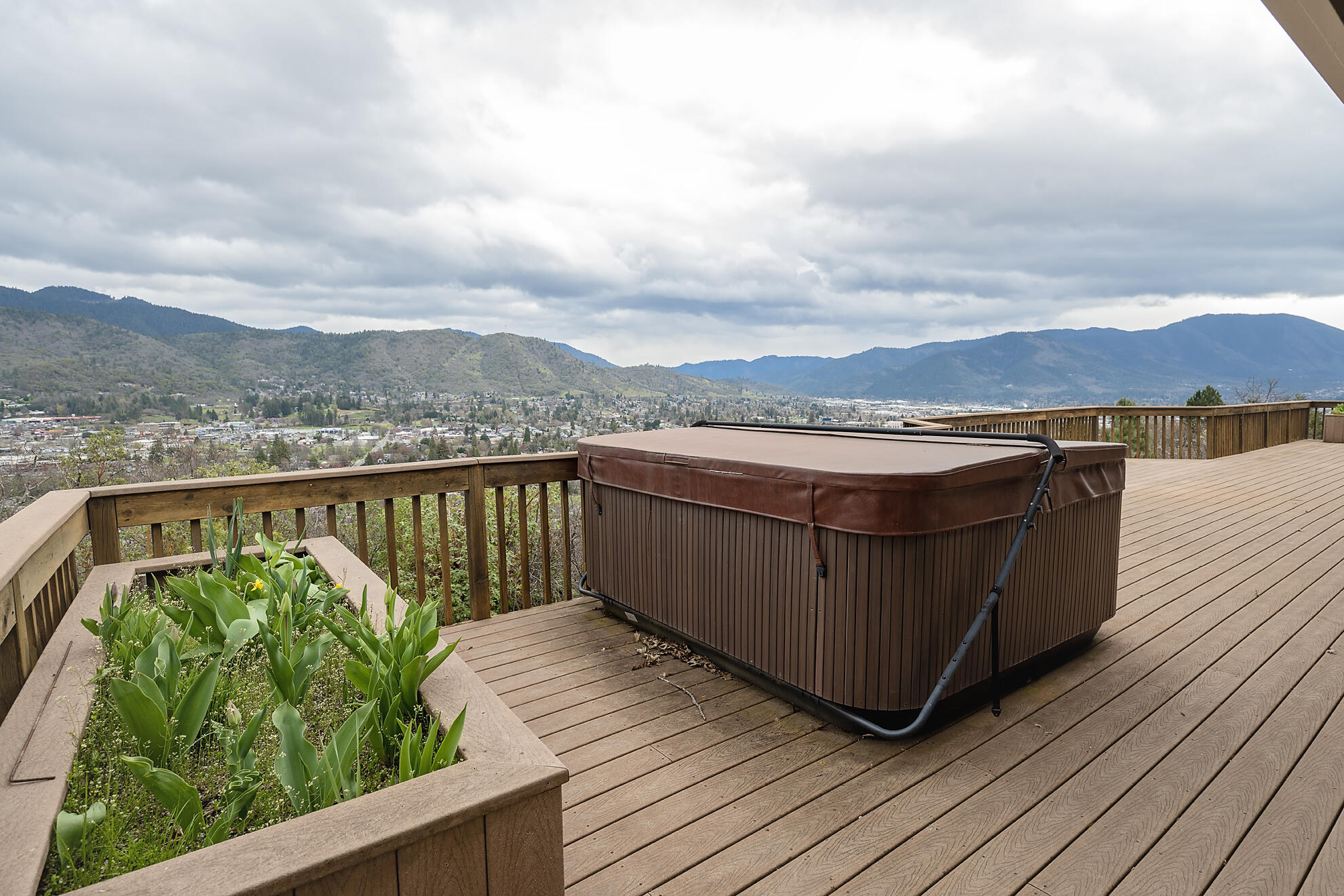 1039 NW Starlite Place