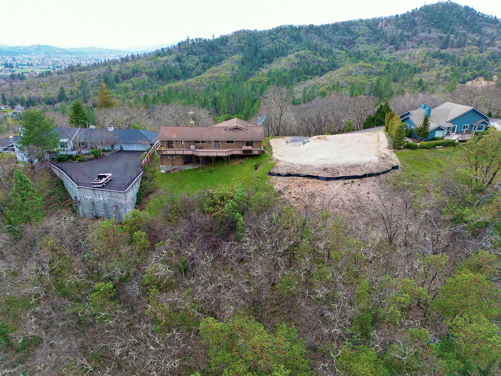 1039 NW Starlite Place