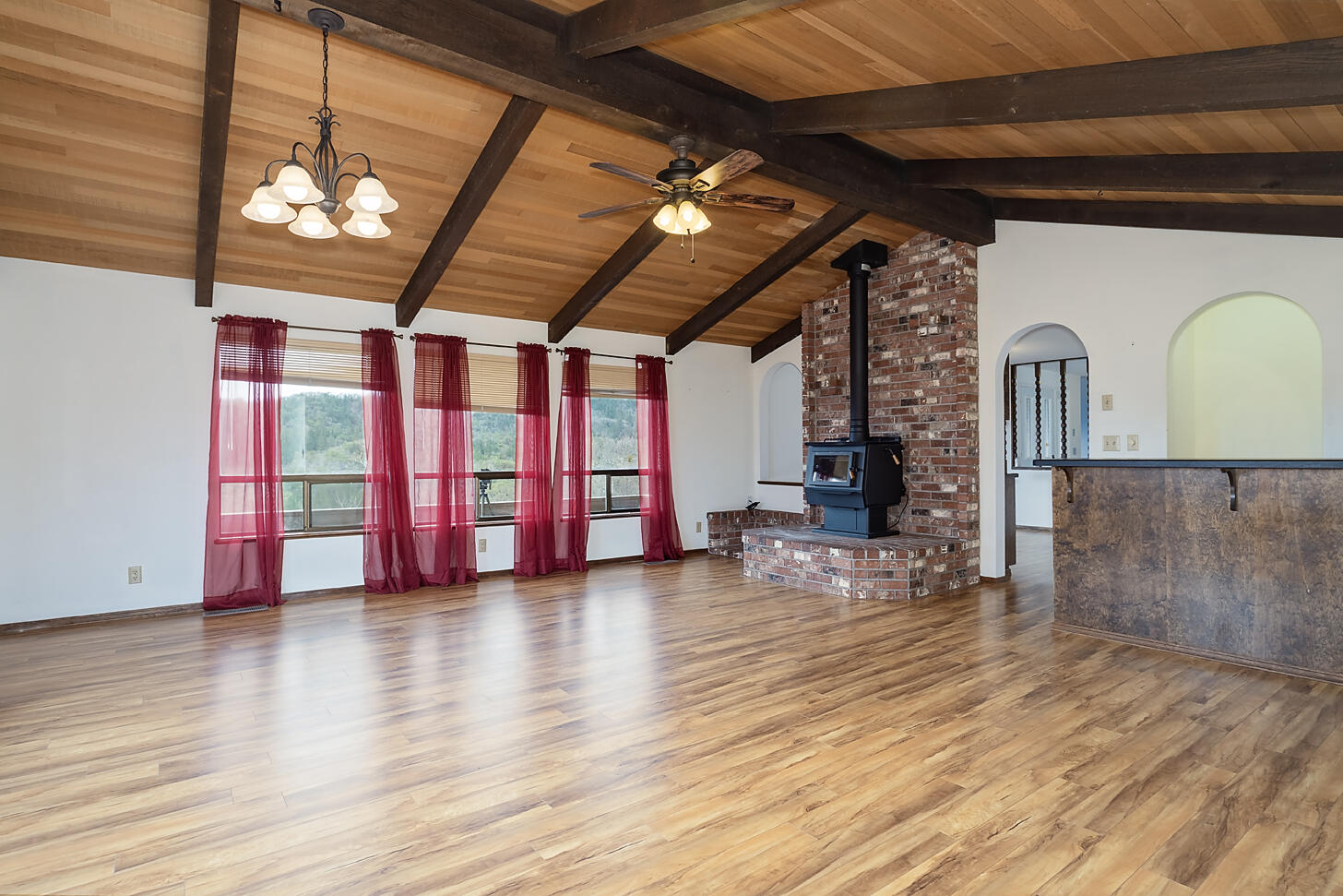 1039 NW Starlite Place