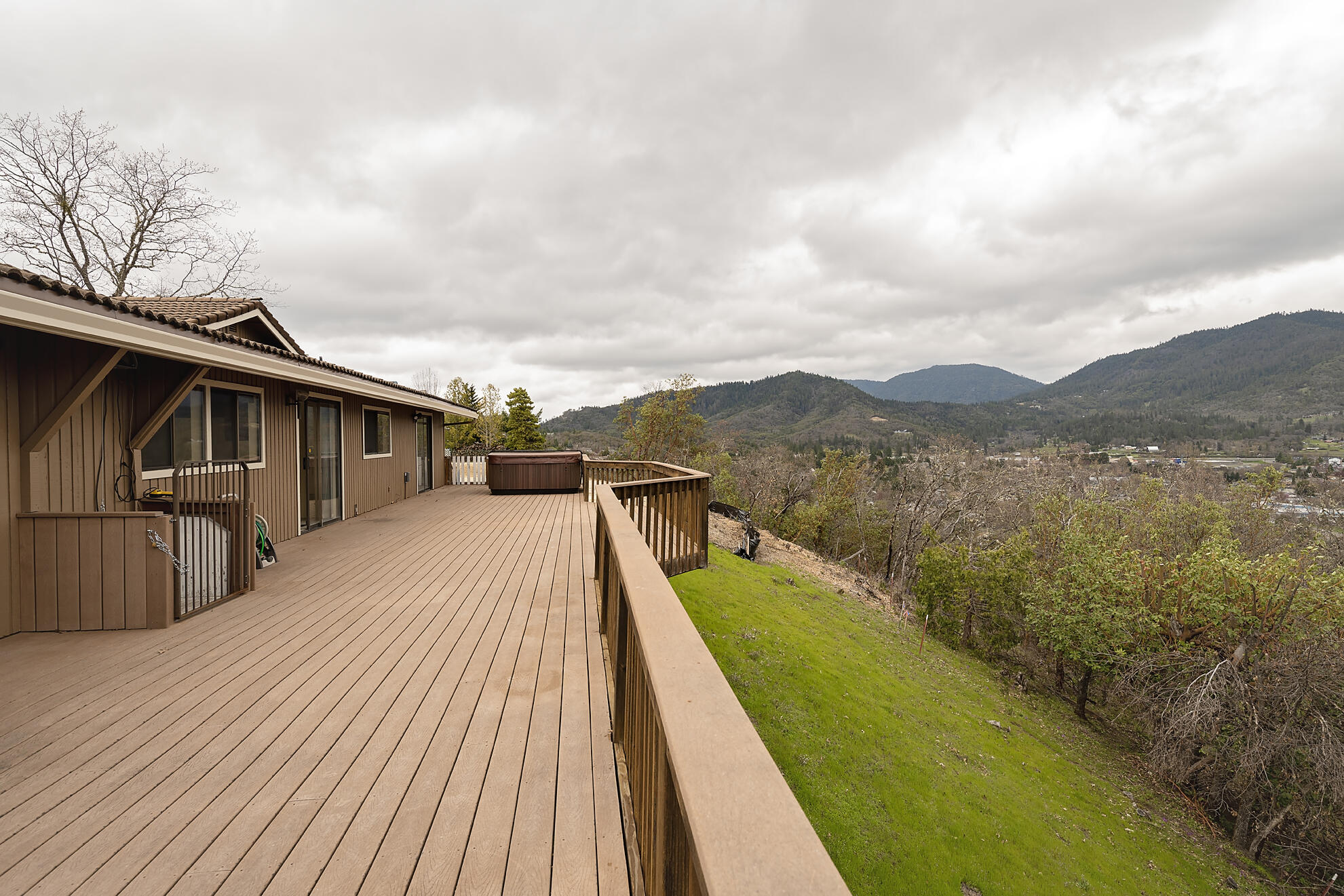 1039 NW Starlite Place