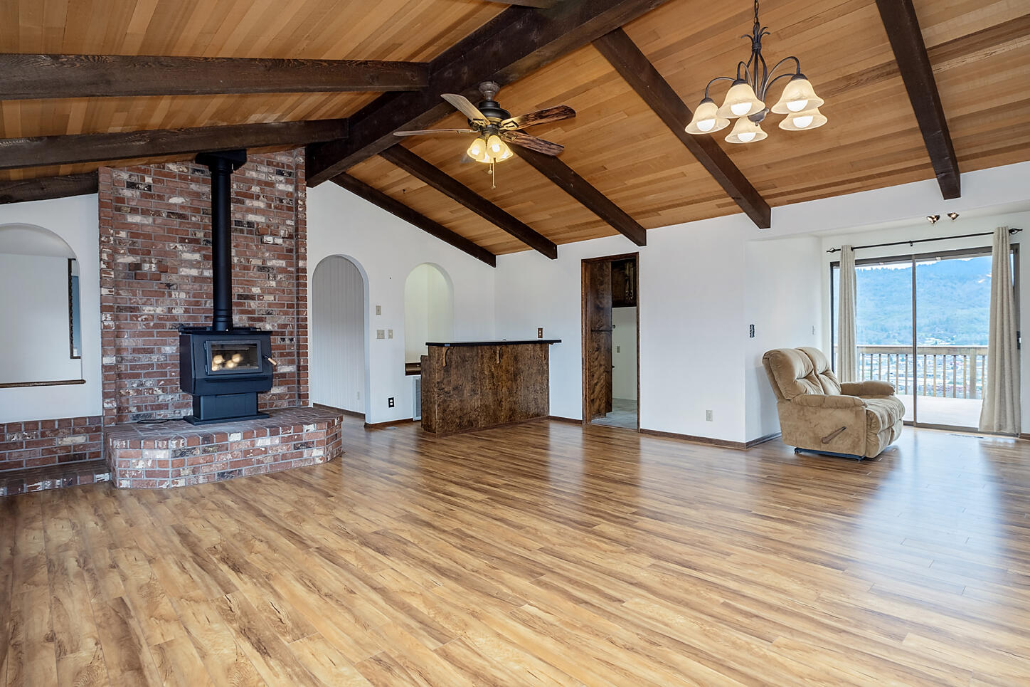 1039 NW Starlite Place