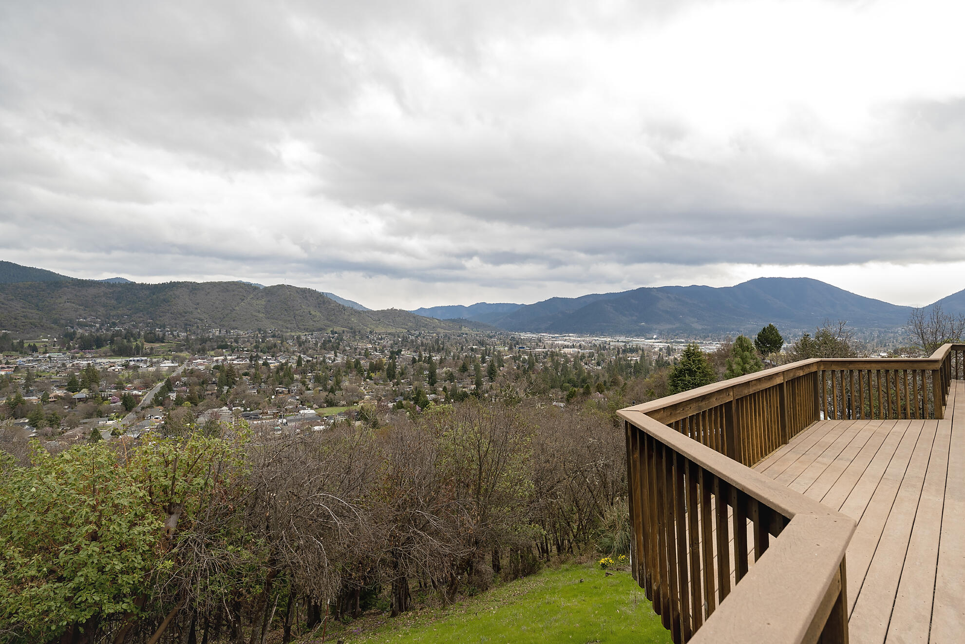 1039 NW Starlite Place