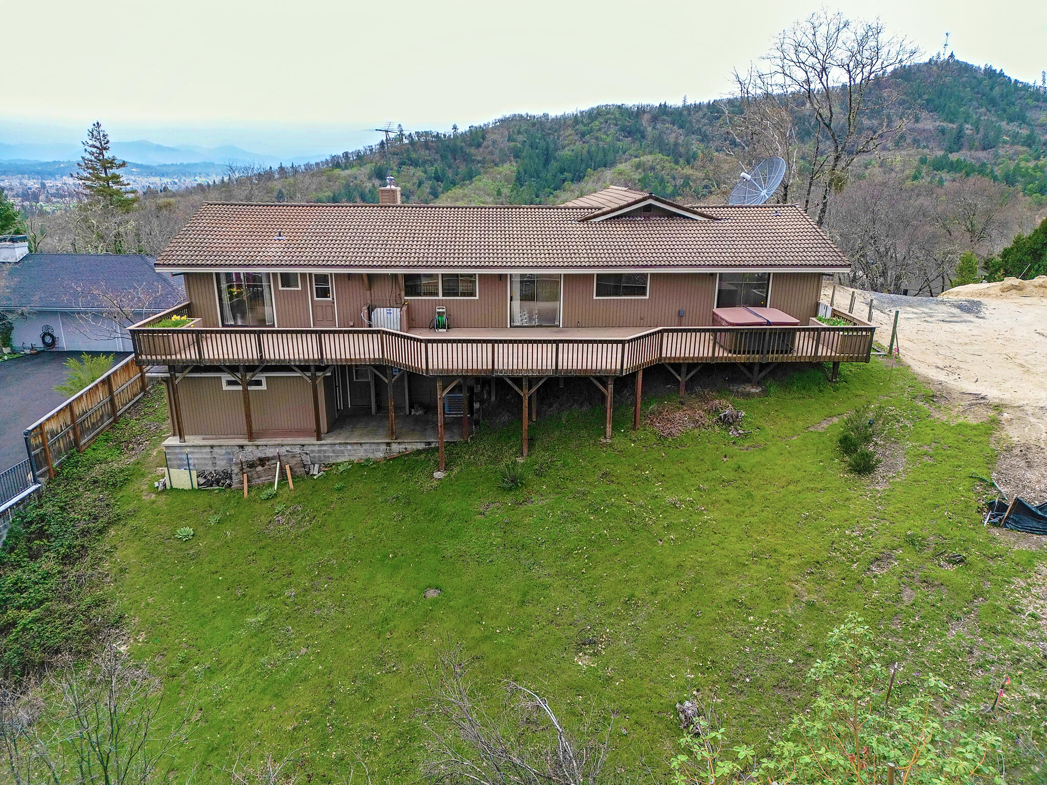 1039 NW Starlite Place