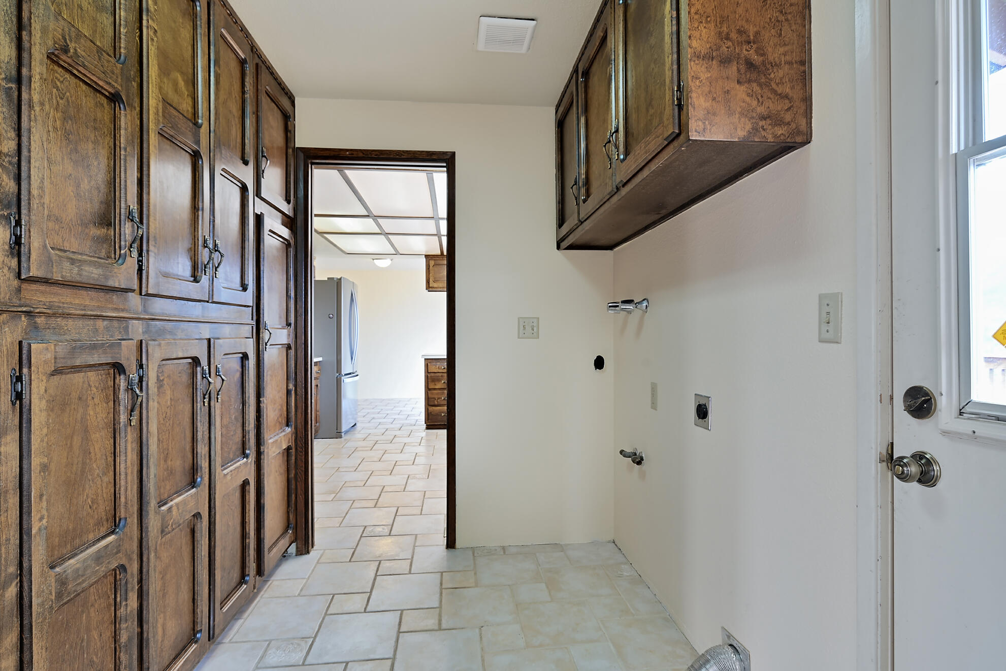 1039 NW Starlite Place