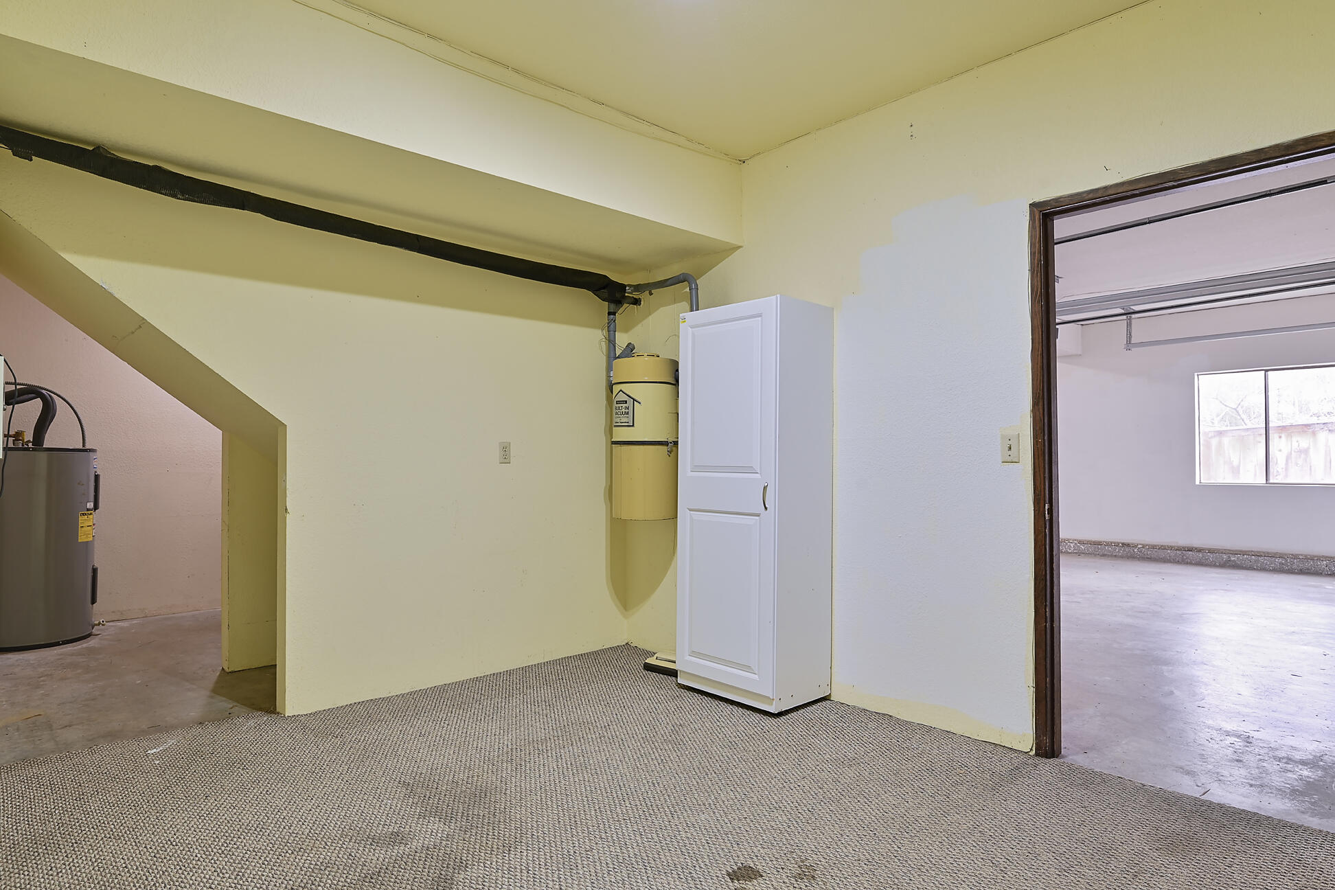 1039 NW Starlite Place