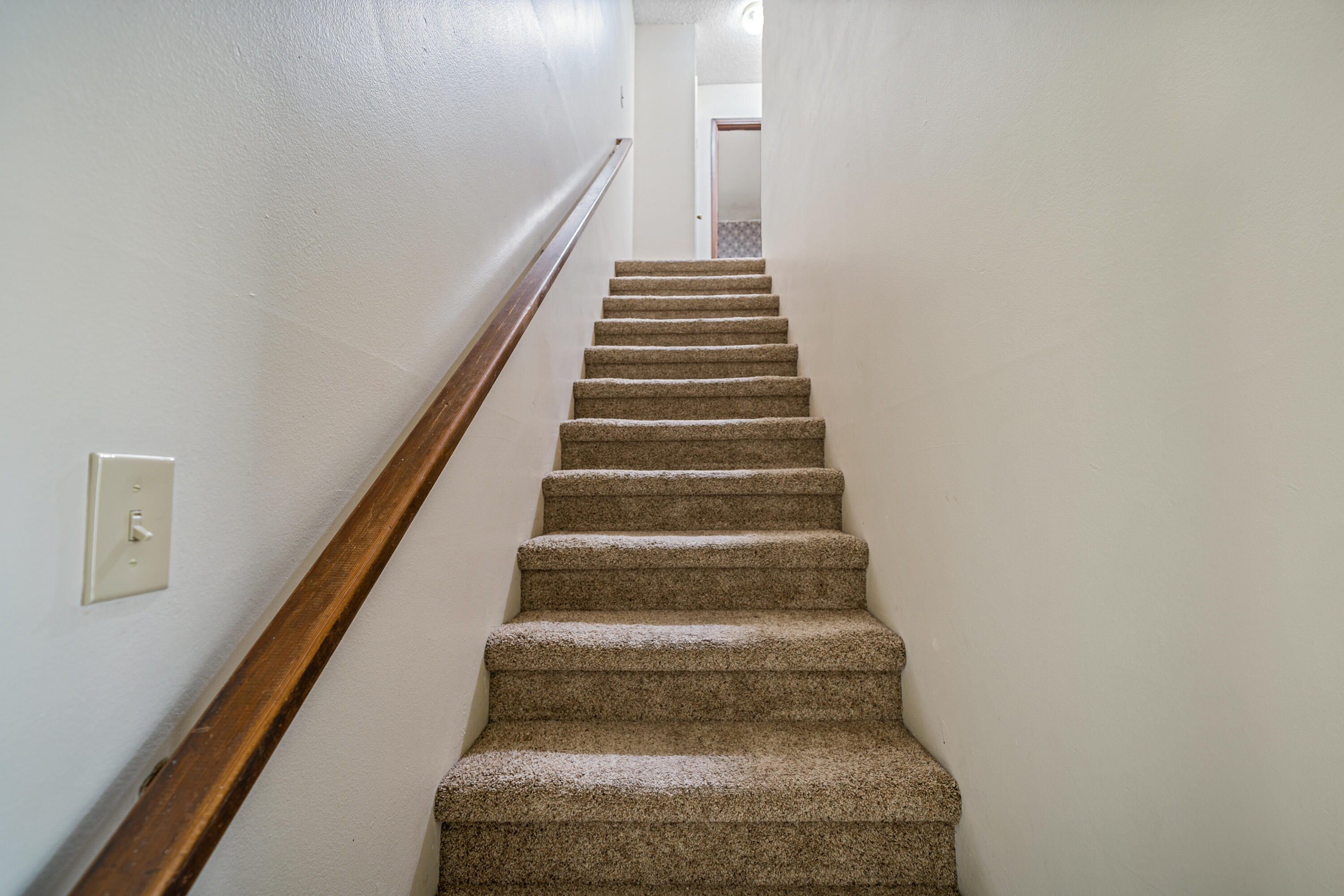 1800 Crater Lake Avenue, 28