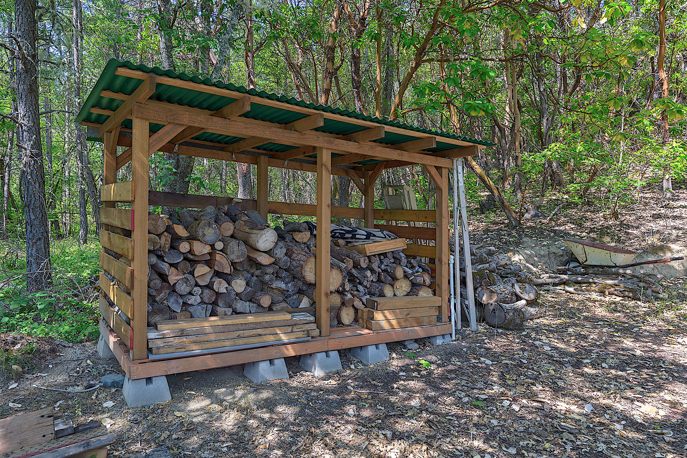 9158 Lower River Road