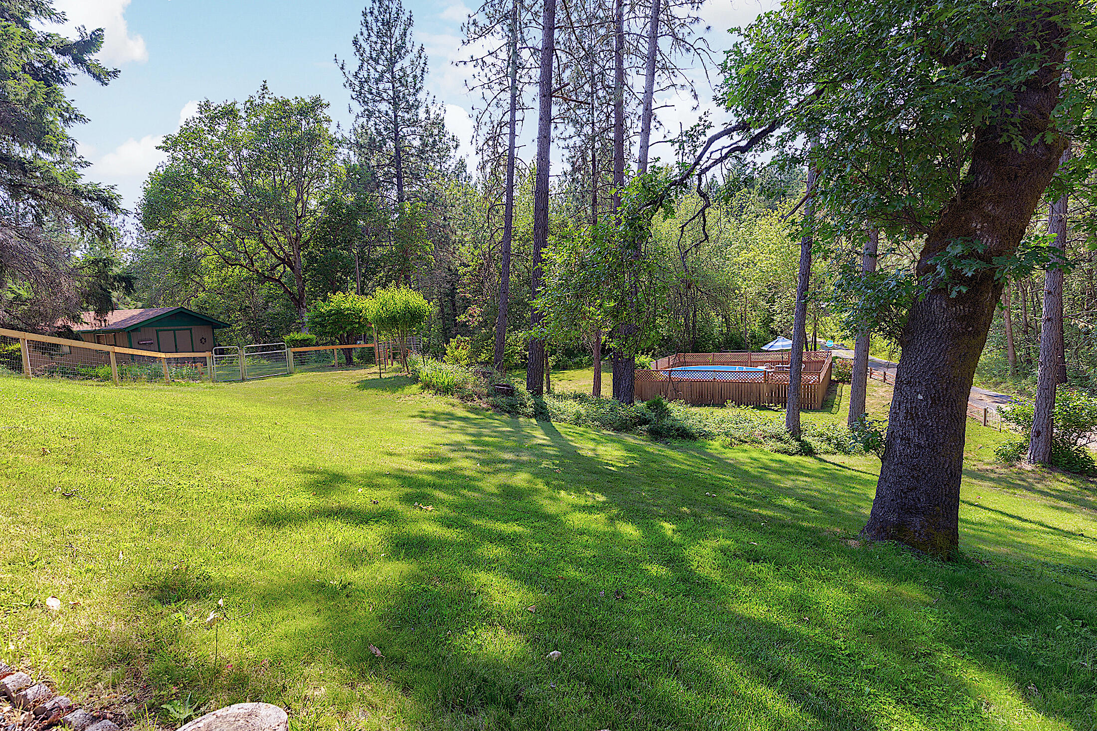 9158 Lower River Road