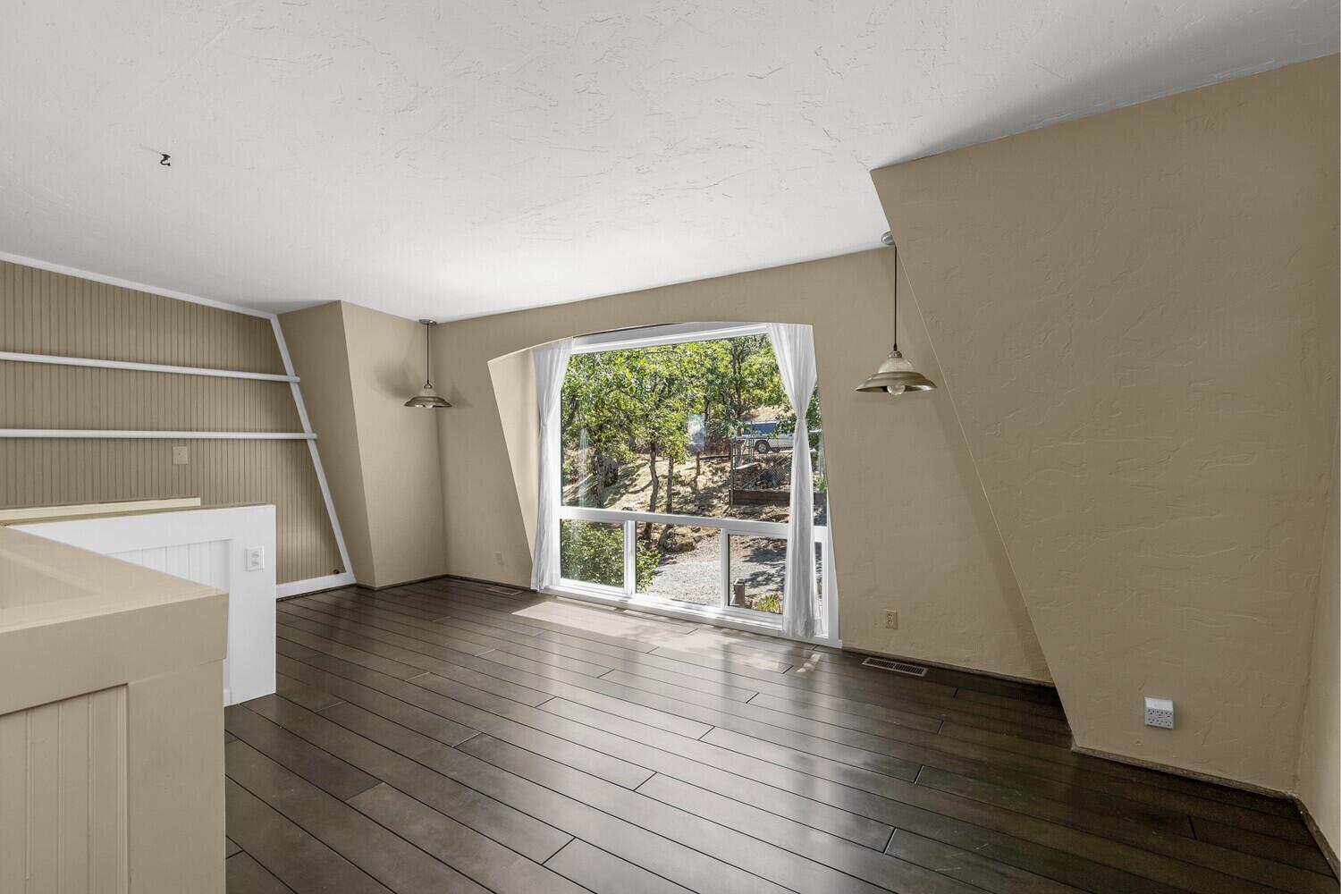 4620 Dark Hollow Road