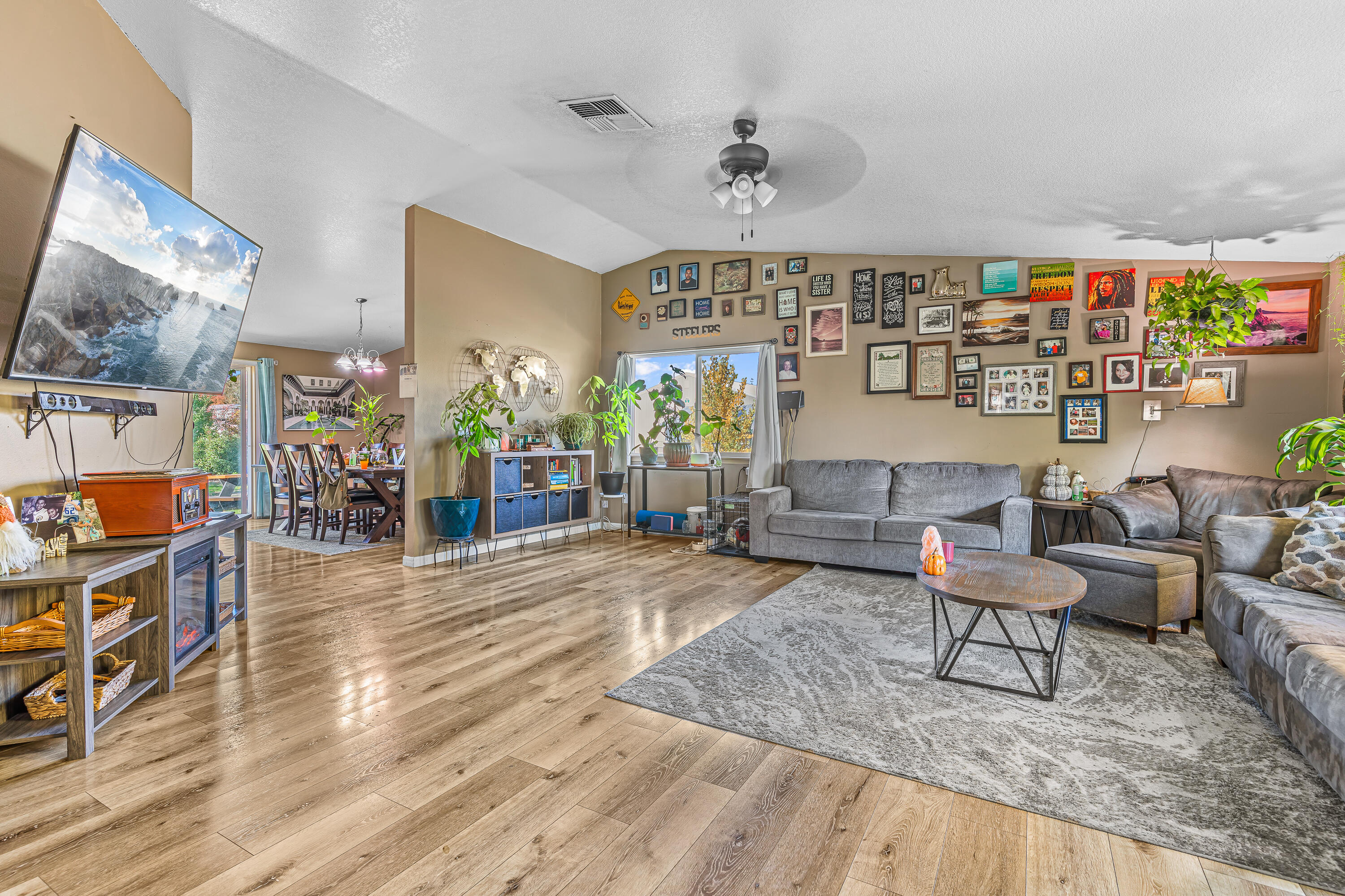 6569 Oakhurst Street