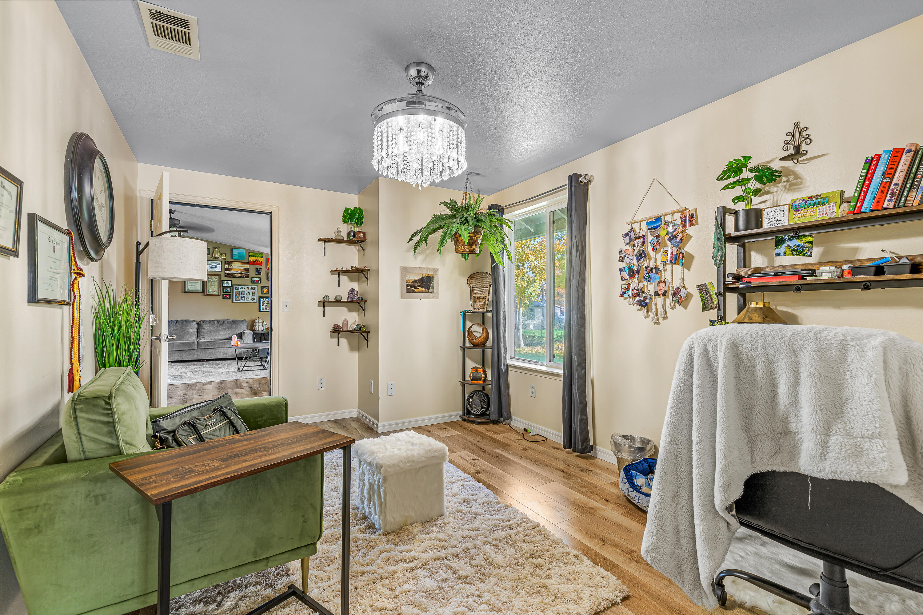 6569 Oakhurst Street