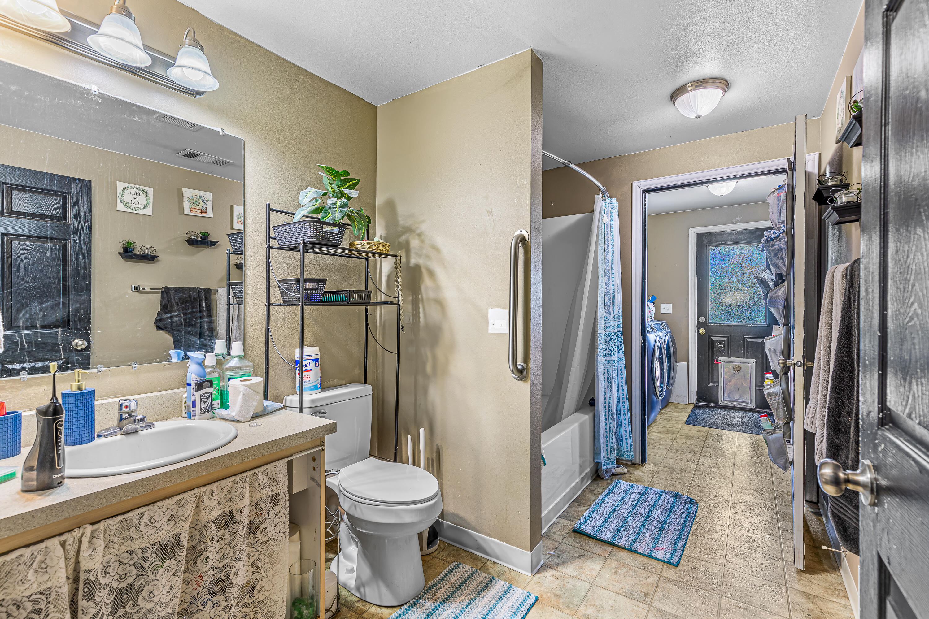 6569 Oakhurst Street