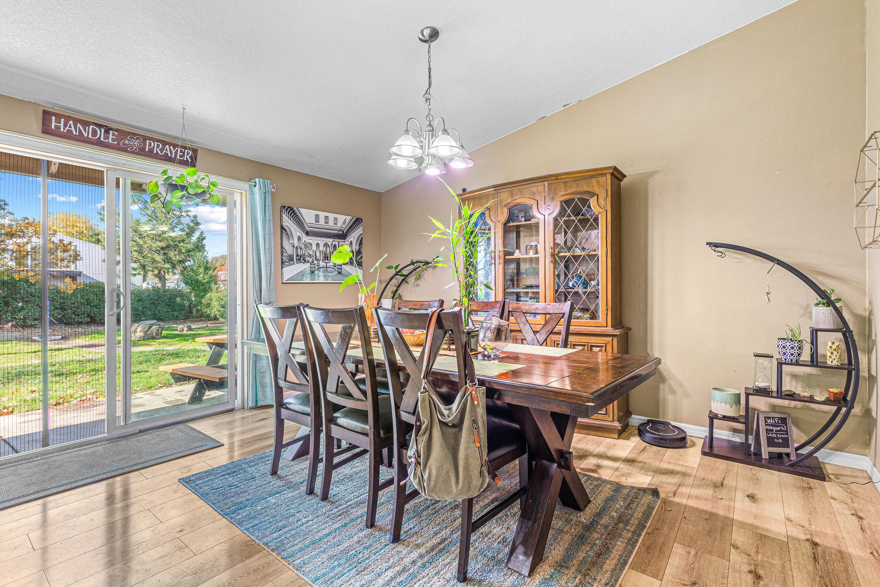 6569 Oakhurst Street