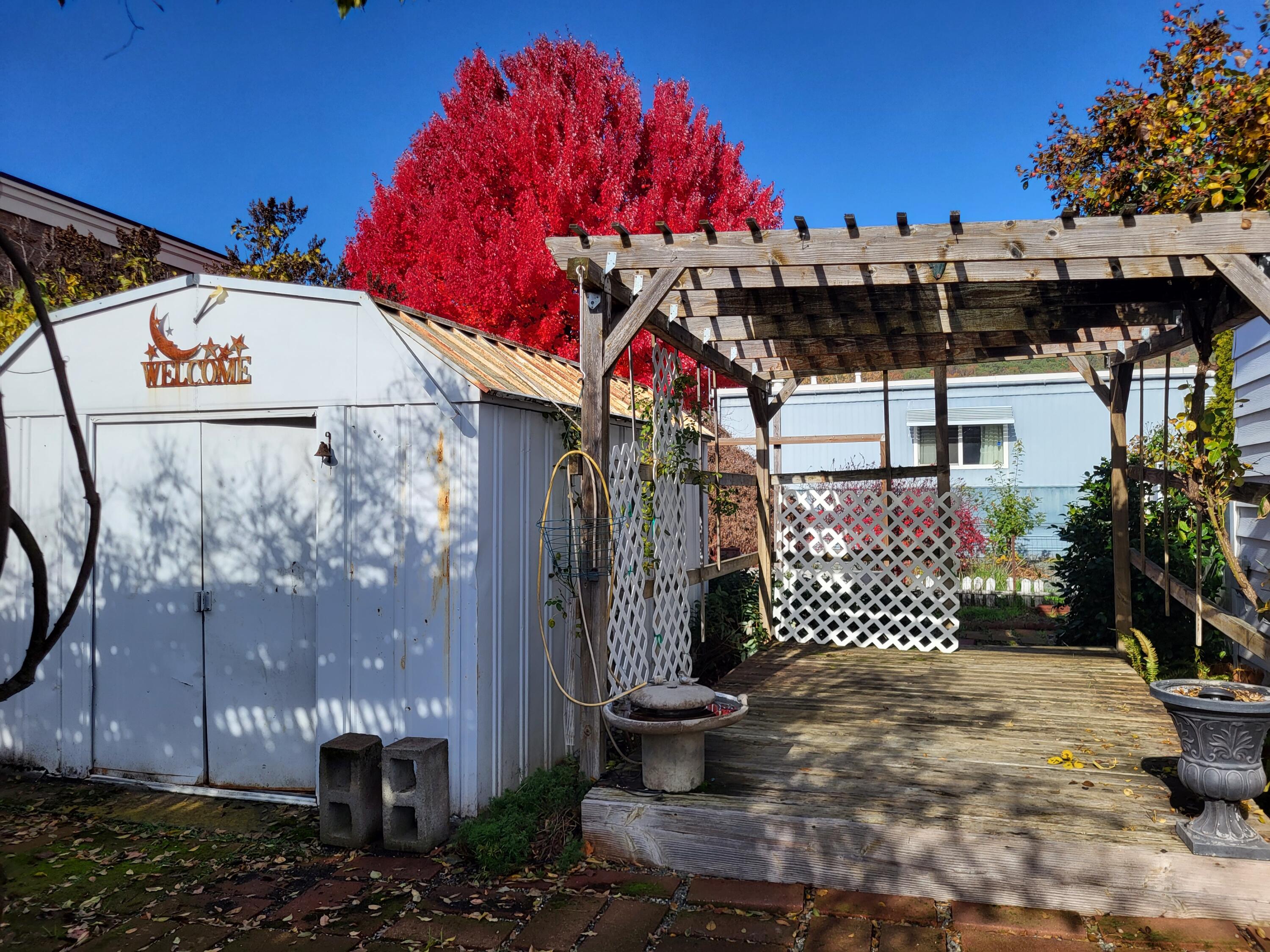 515 E Main Street, 1