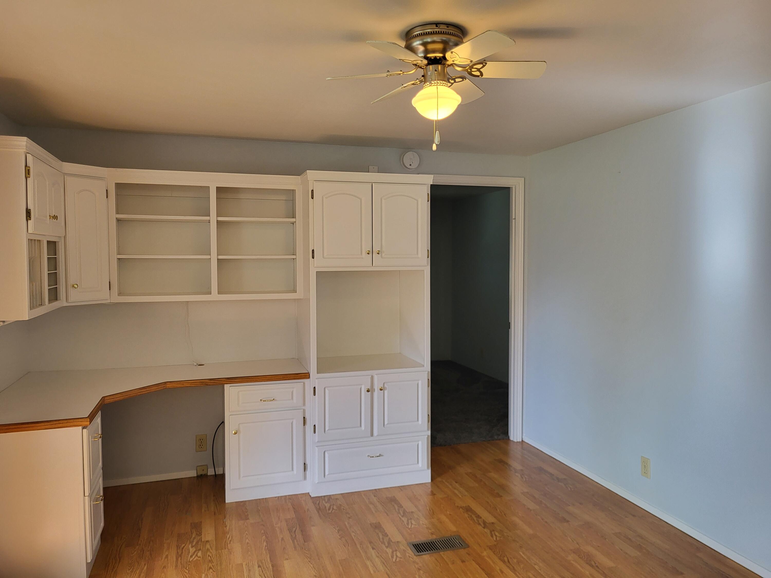 515 E Main Street, 1