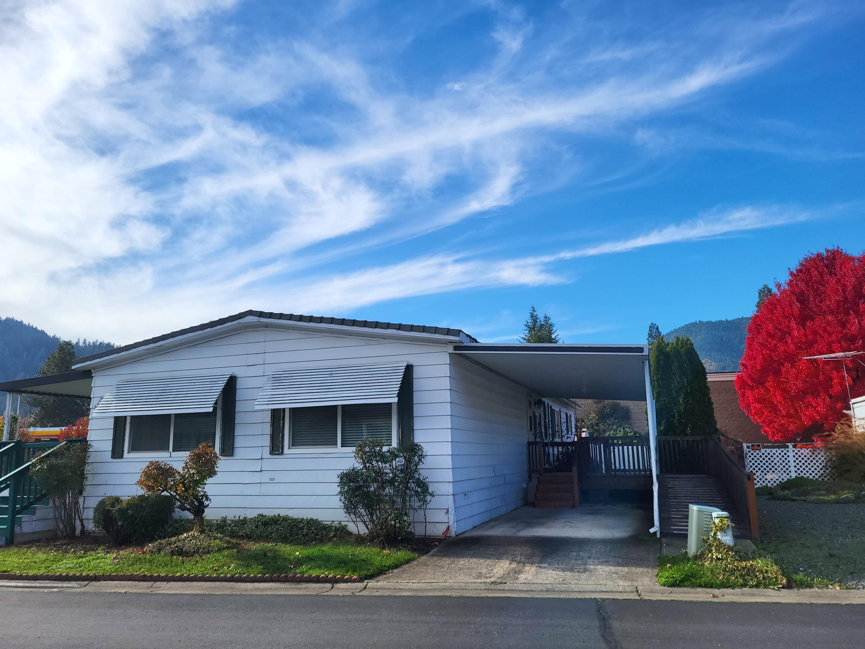 515 E Main Street, 1