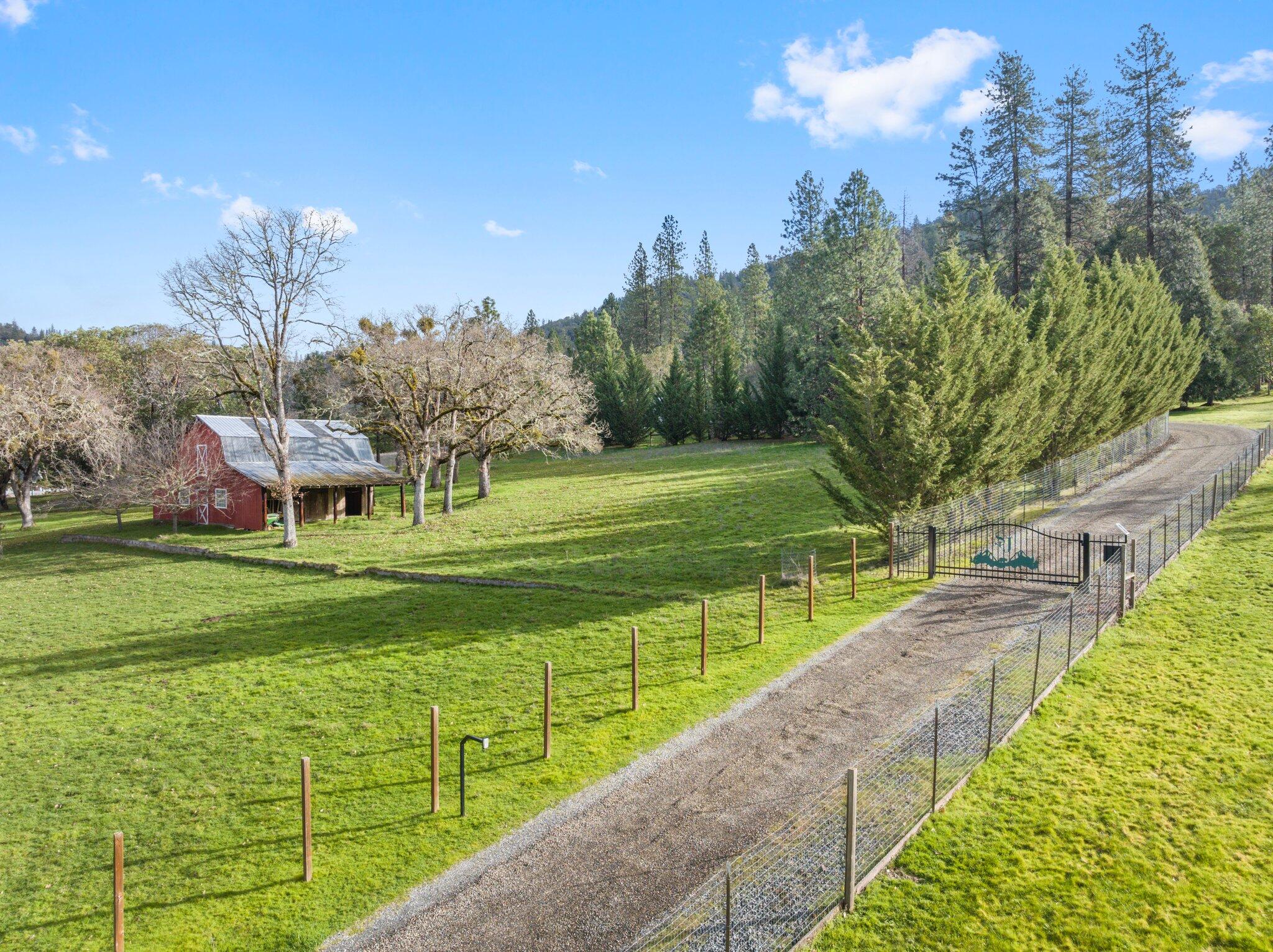 3607 Galls Creek Road