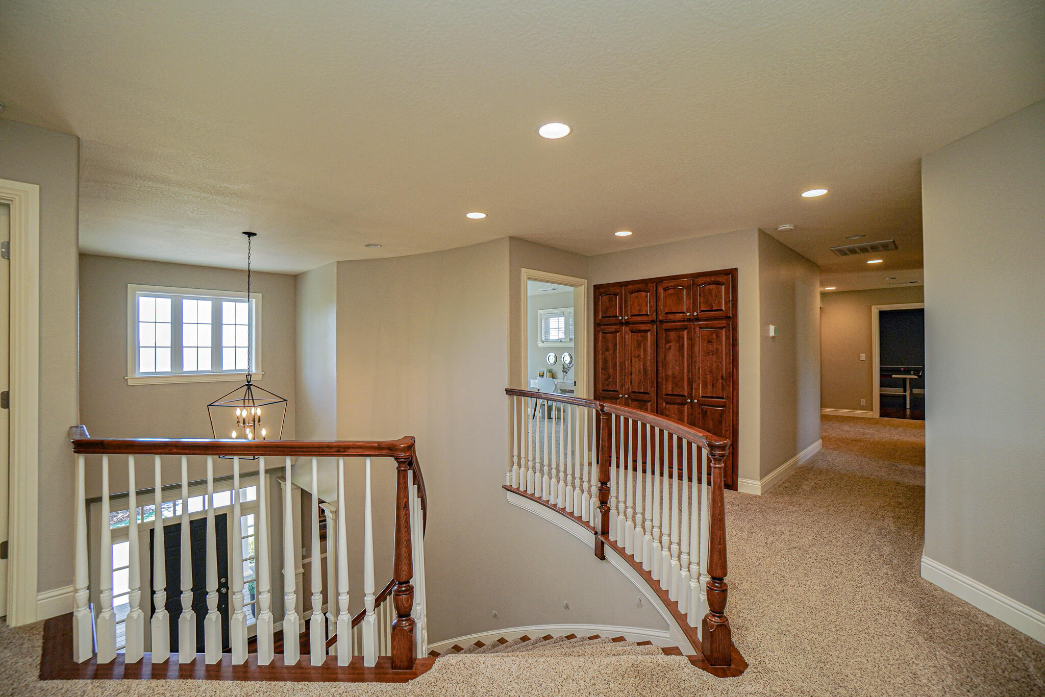 6398 Pine Ridge Drive