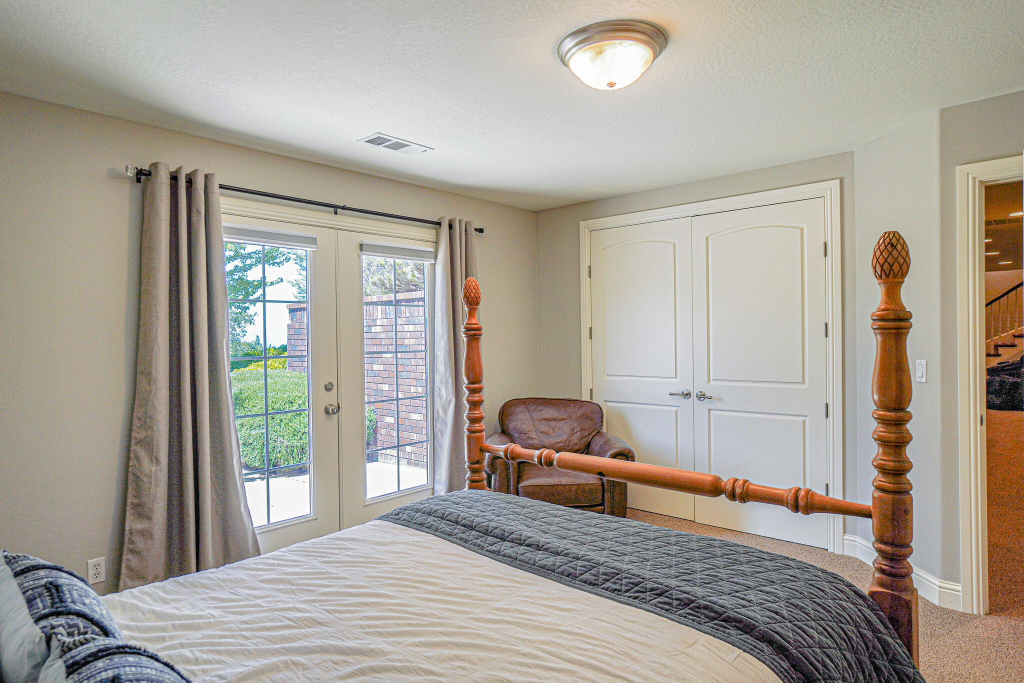 6398 Pine Ridge Drive