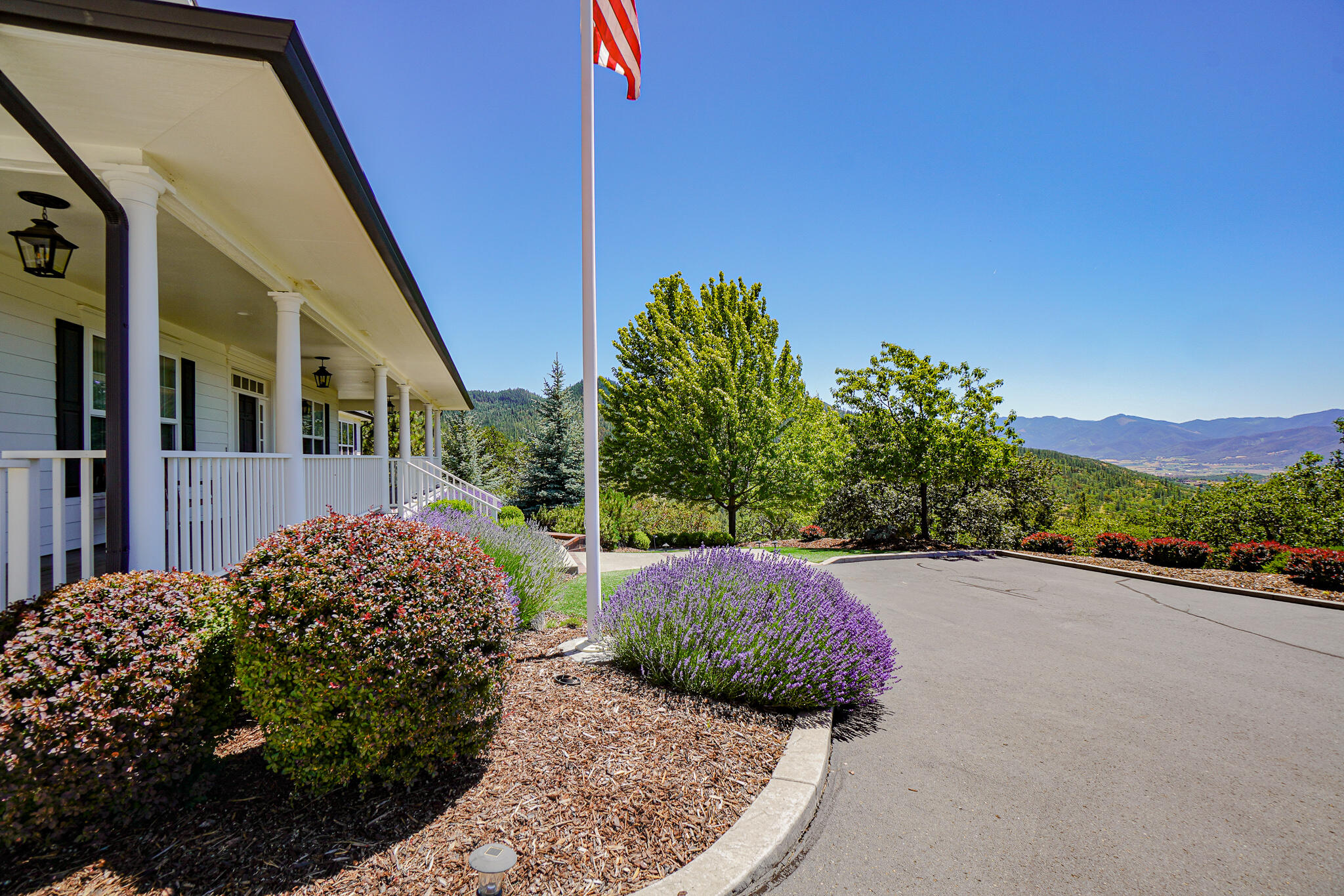 6398 Pine Ridge Drive