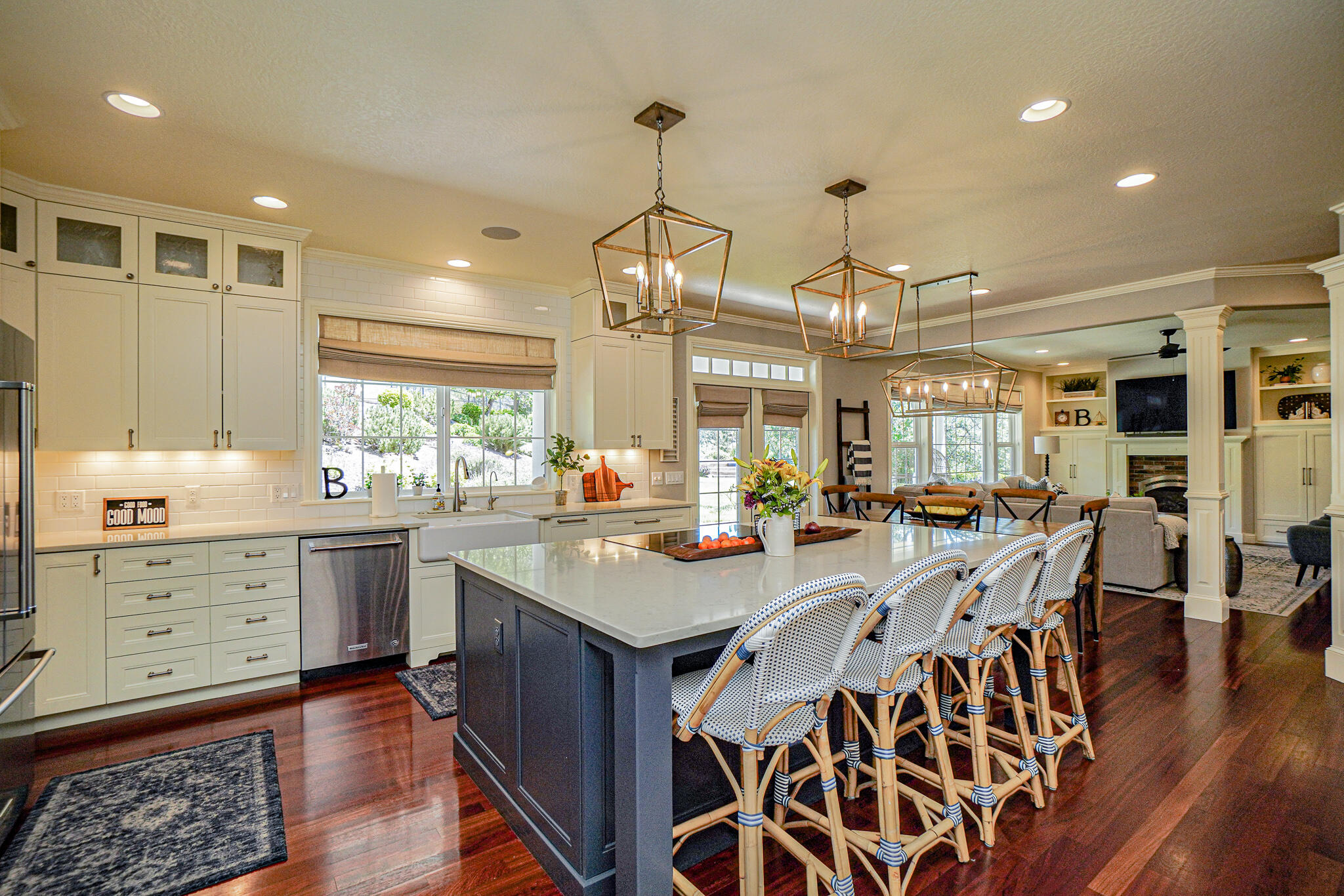 6398 Pine Ridge Drive