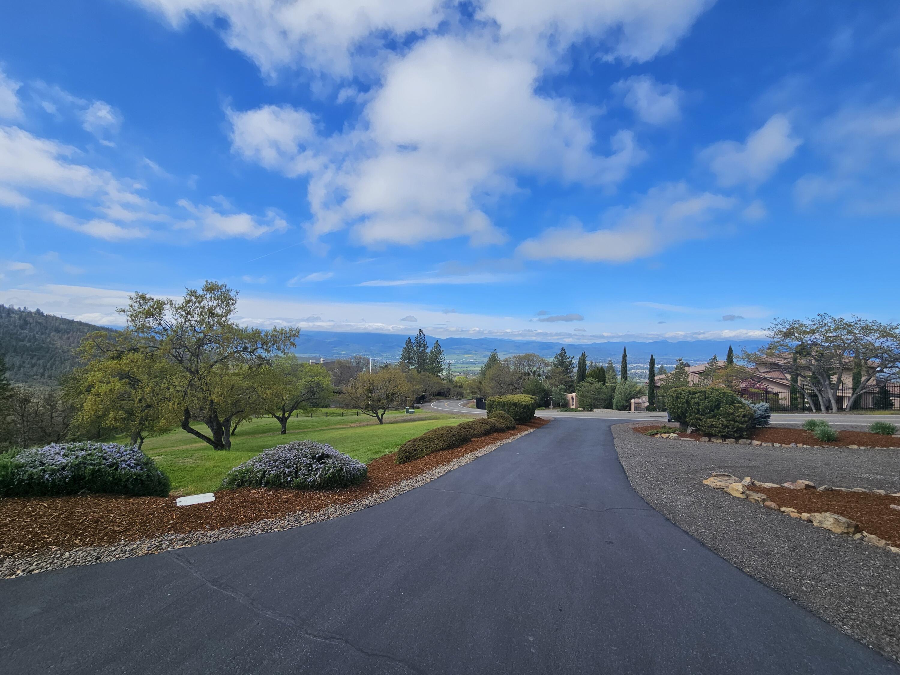 6398 Pine Ridge Drive